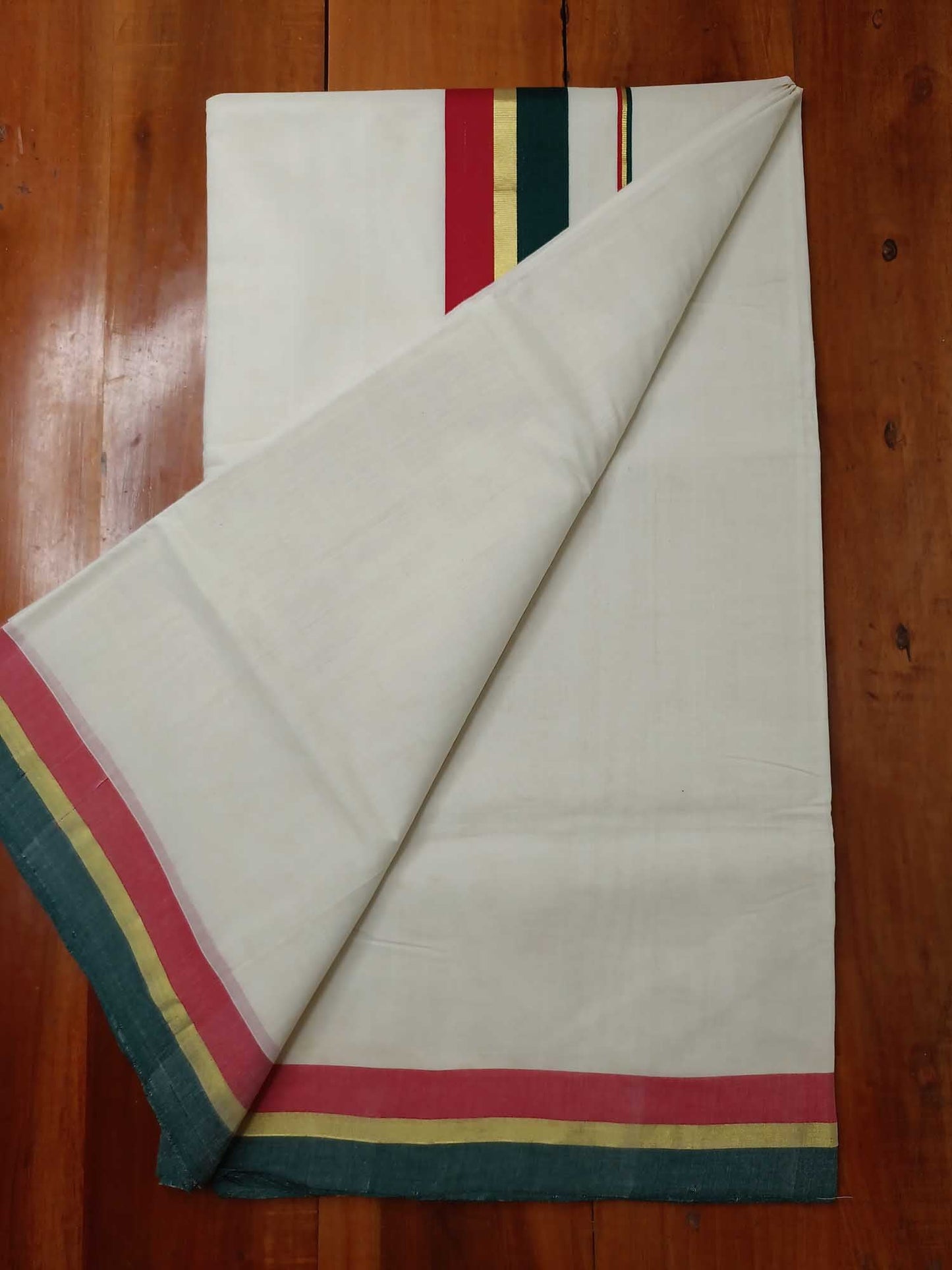Kerala Kasavu Saree for Women