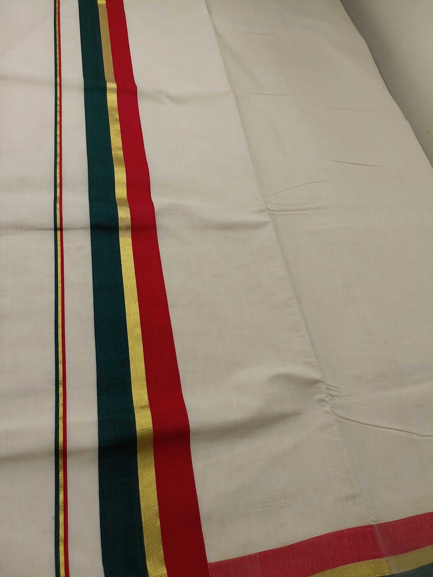 Kerala Kasavu Saree for Women
