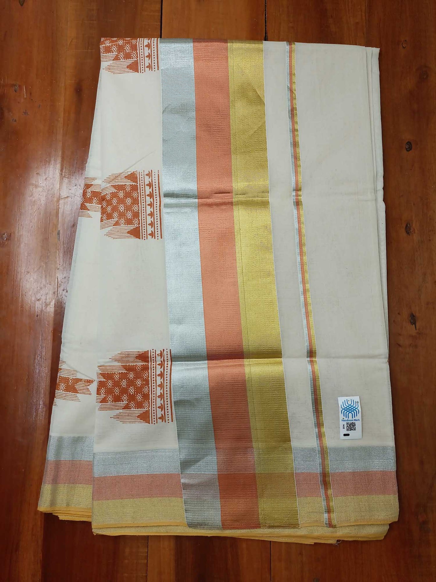 Kerala Kasavu Saree for Women