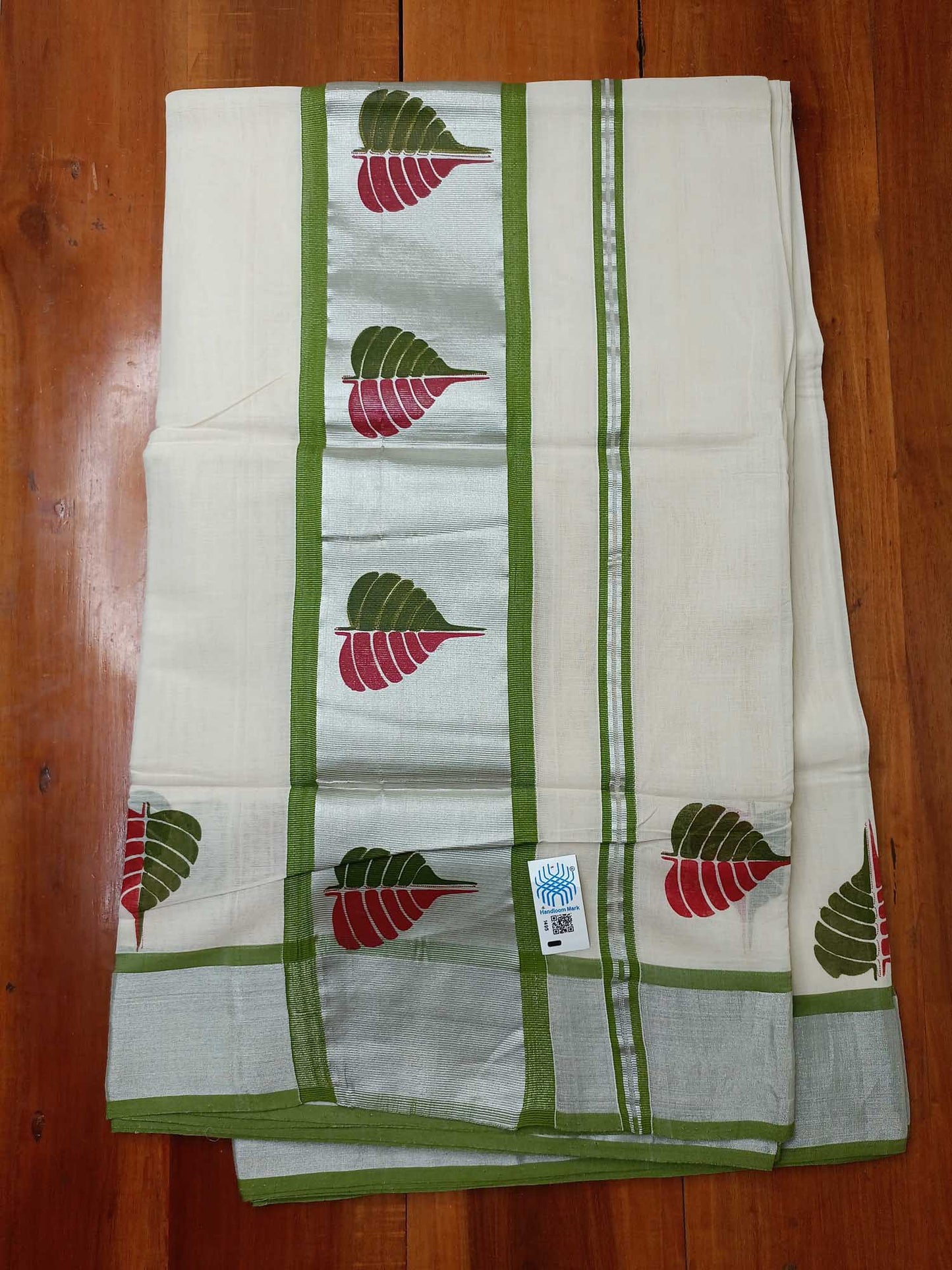 Kerala Kasavu Saree for Women