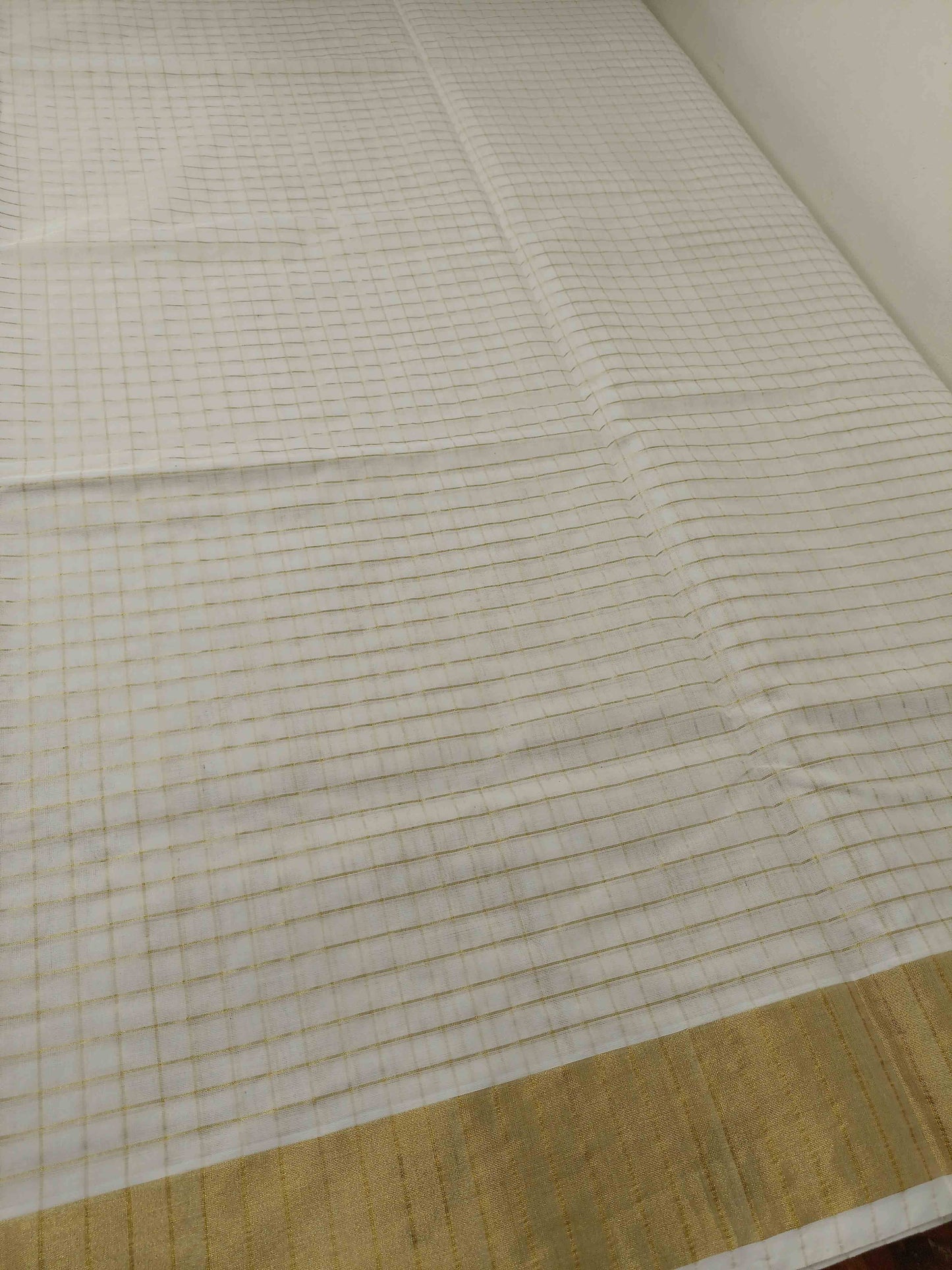 Kuthampully Handloom Kasavu Saree