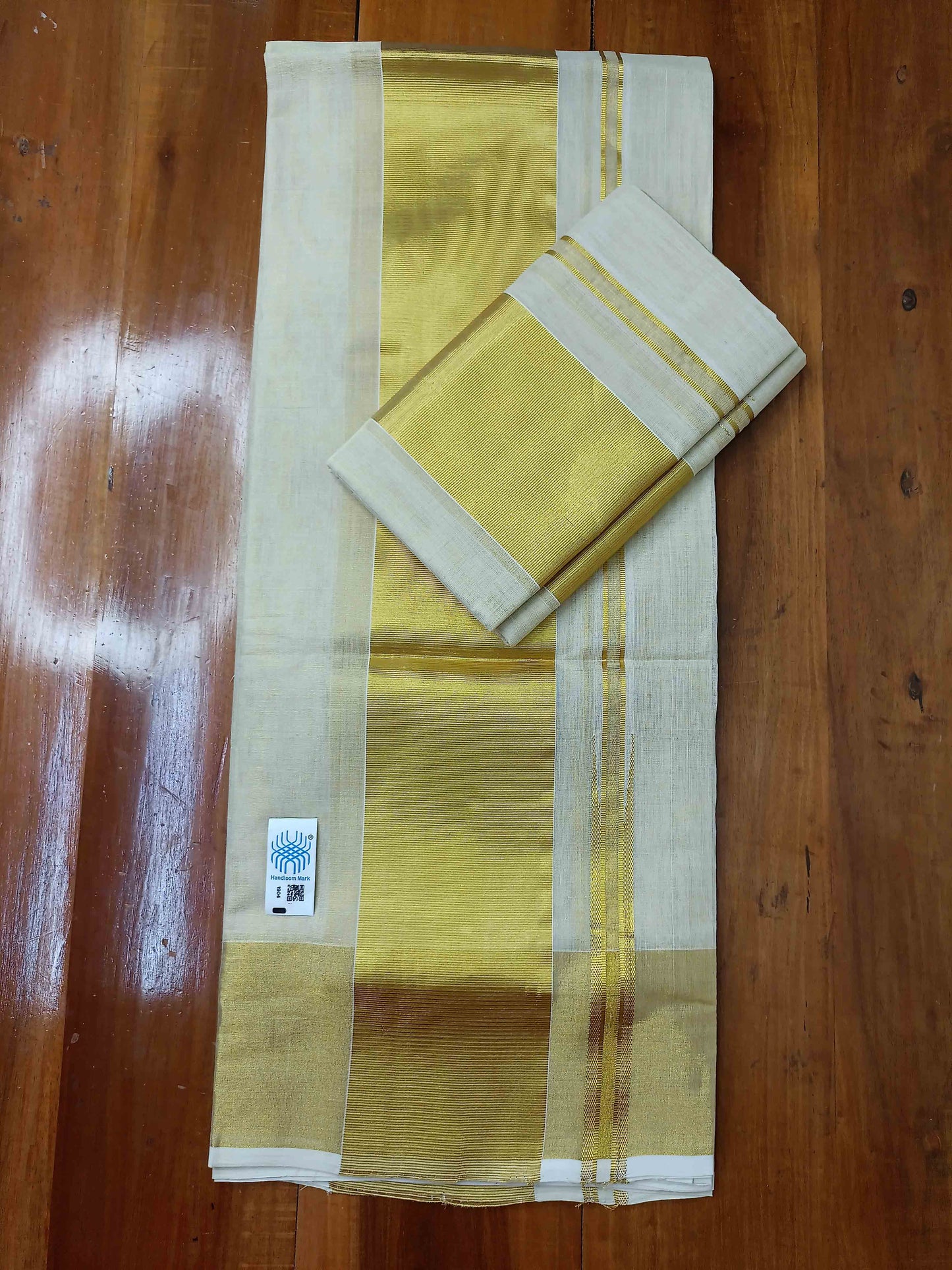 Kuthampully Handloom Kasavu Single Set Mundu