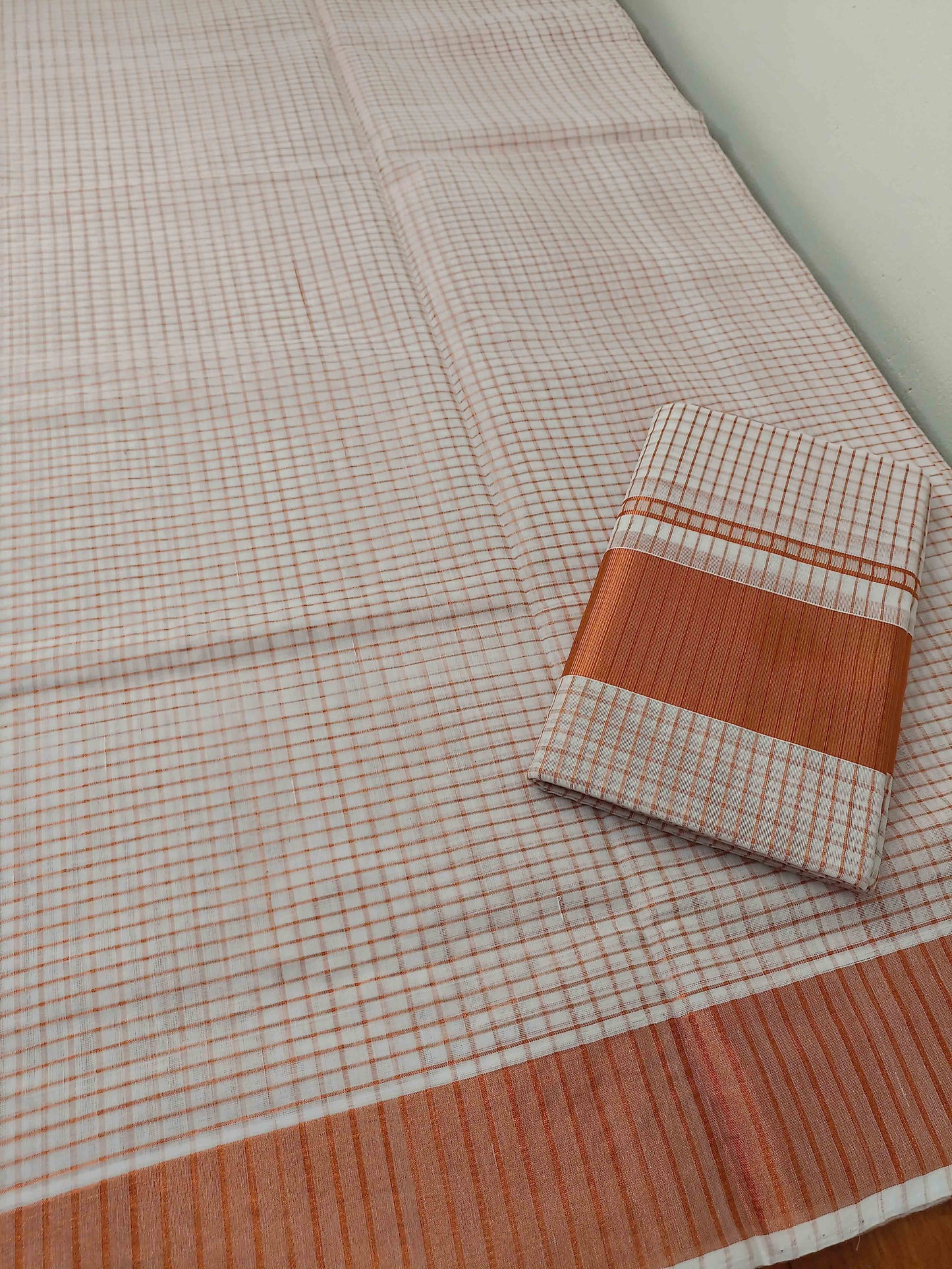 Kuthampully Handloom Kasavu Single Set Mundu