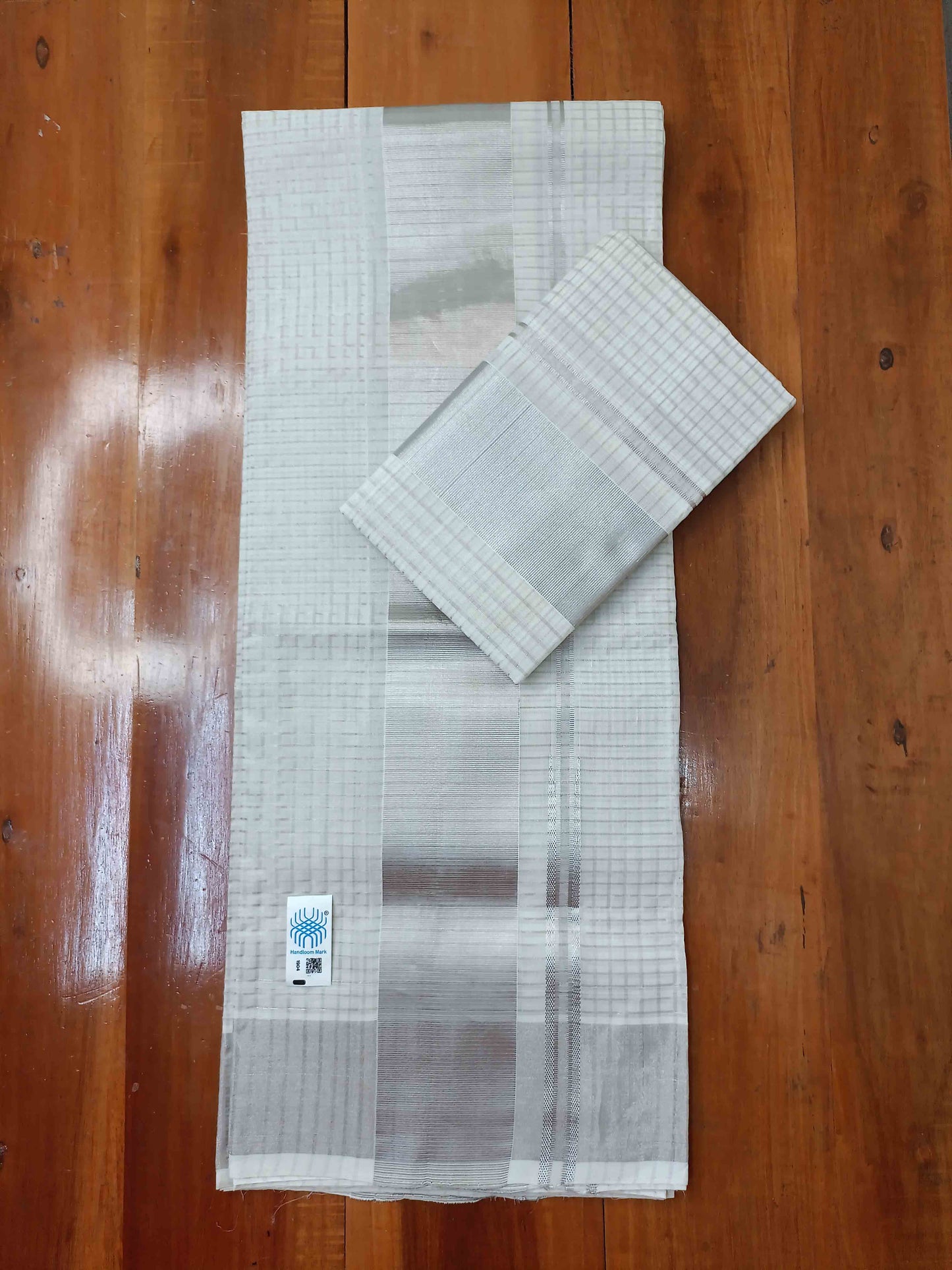 Kuthampully Handloom Kasavu Single Set Mundu