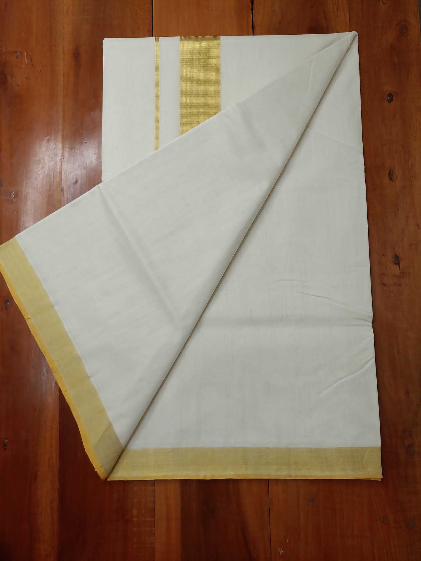 Kerala Kasavu Saree for Women