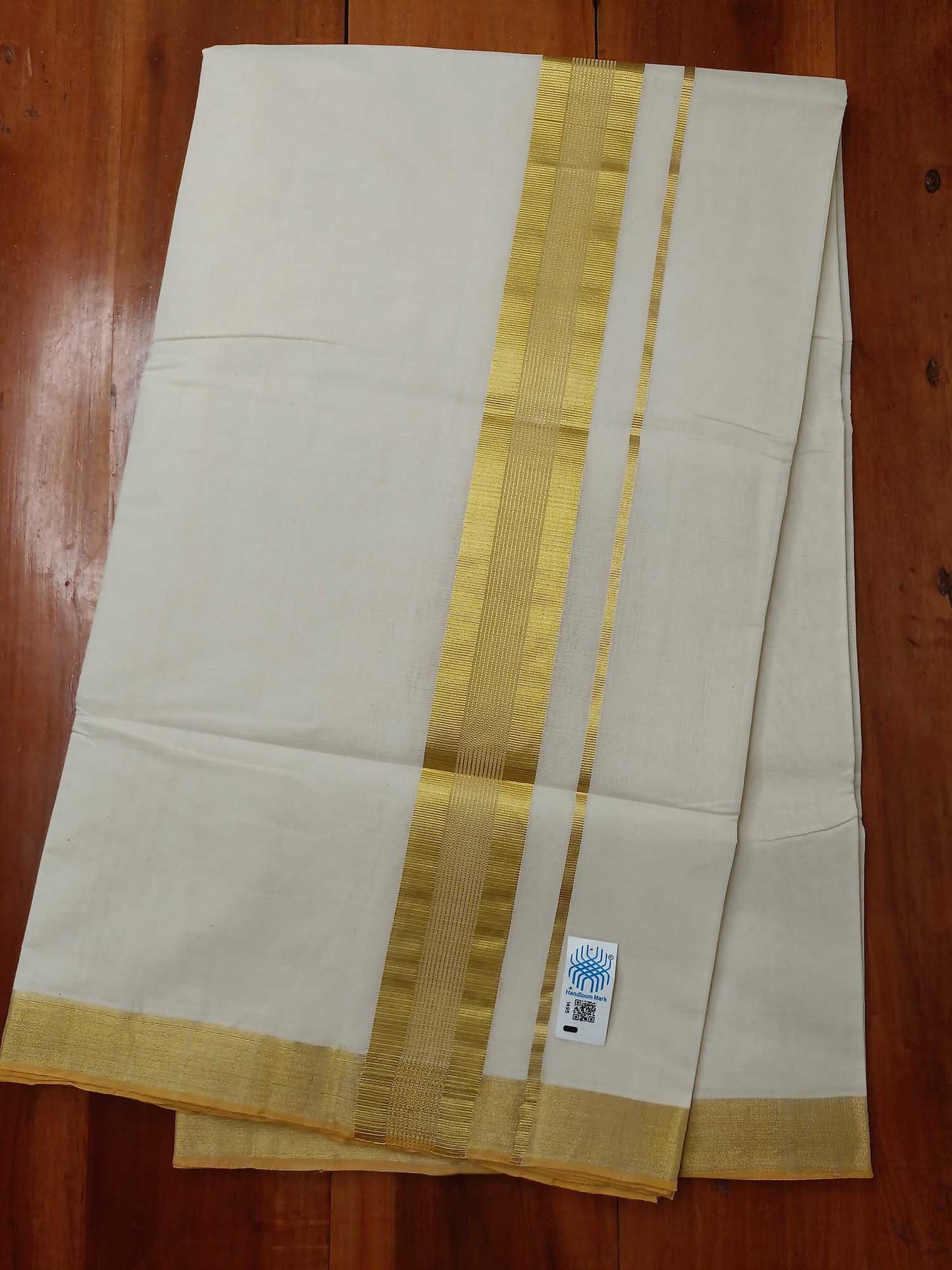 Kerala Kasavu Saree for Women
