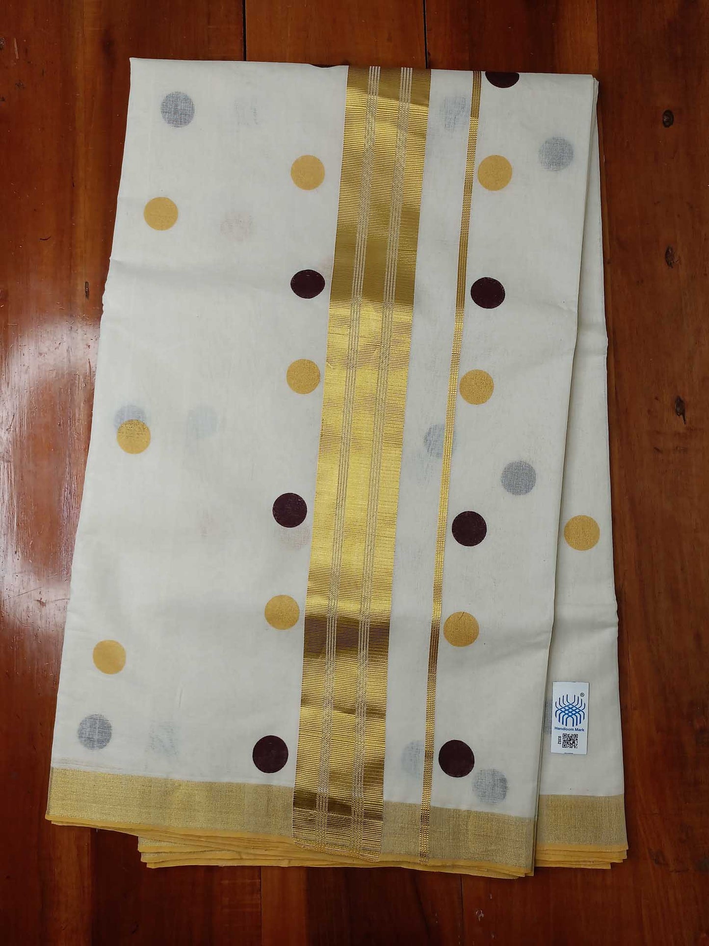 Kerala Kasavu Saree for Women