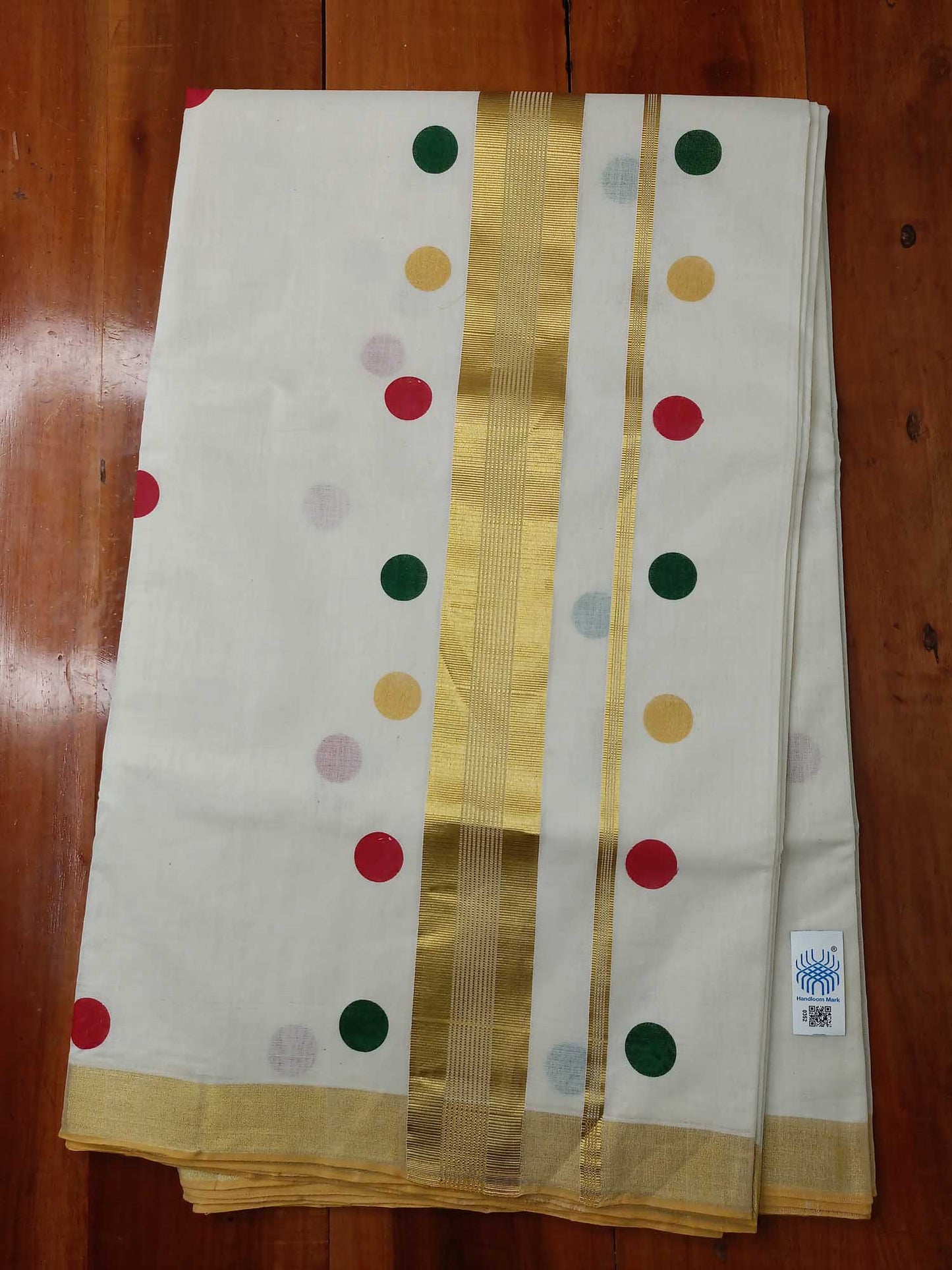 Kerala Kasavu Saree for Women