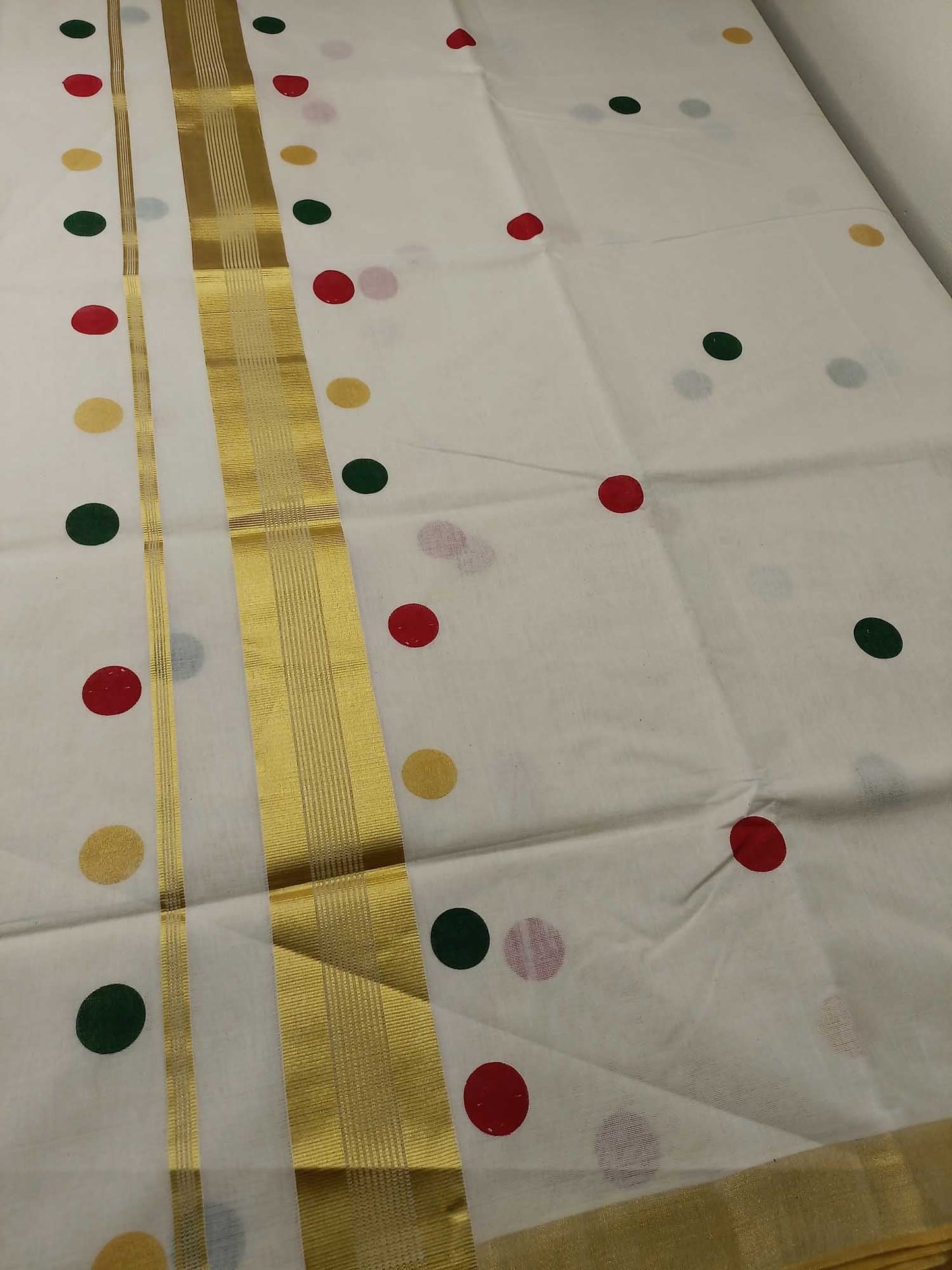 Kerala Kasavu Saree for Women