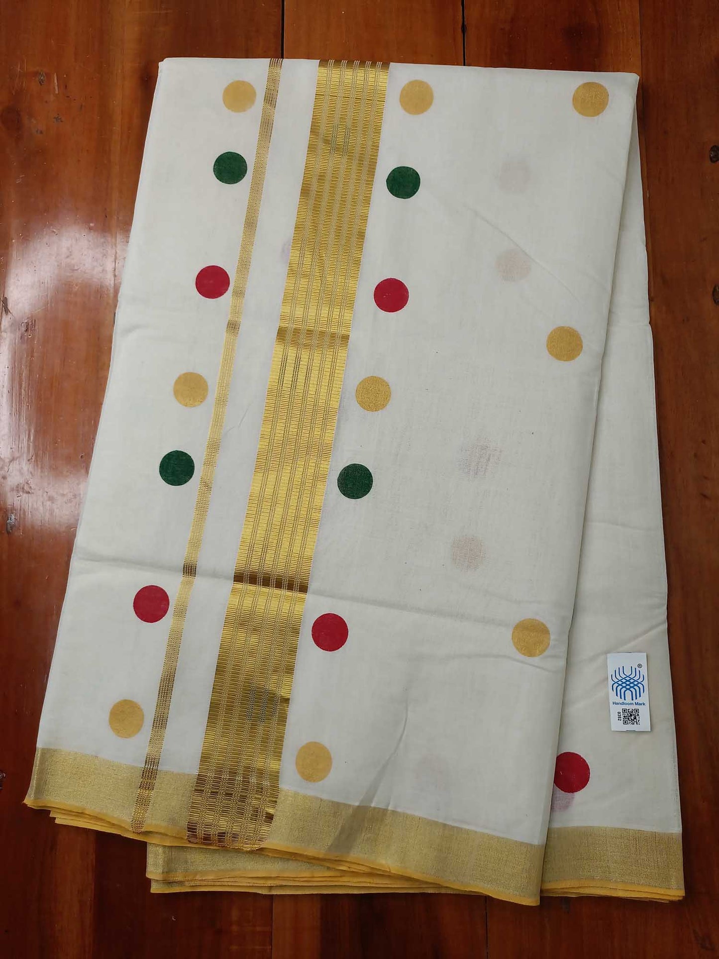 Kerala Kasavu Saree for Women
