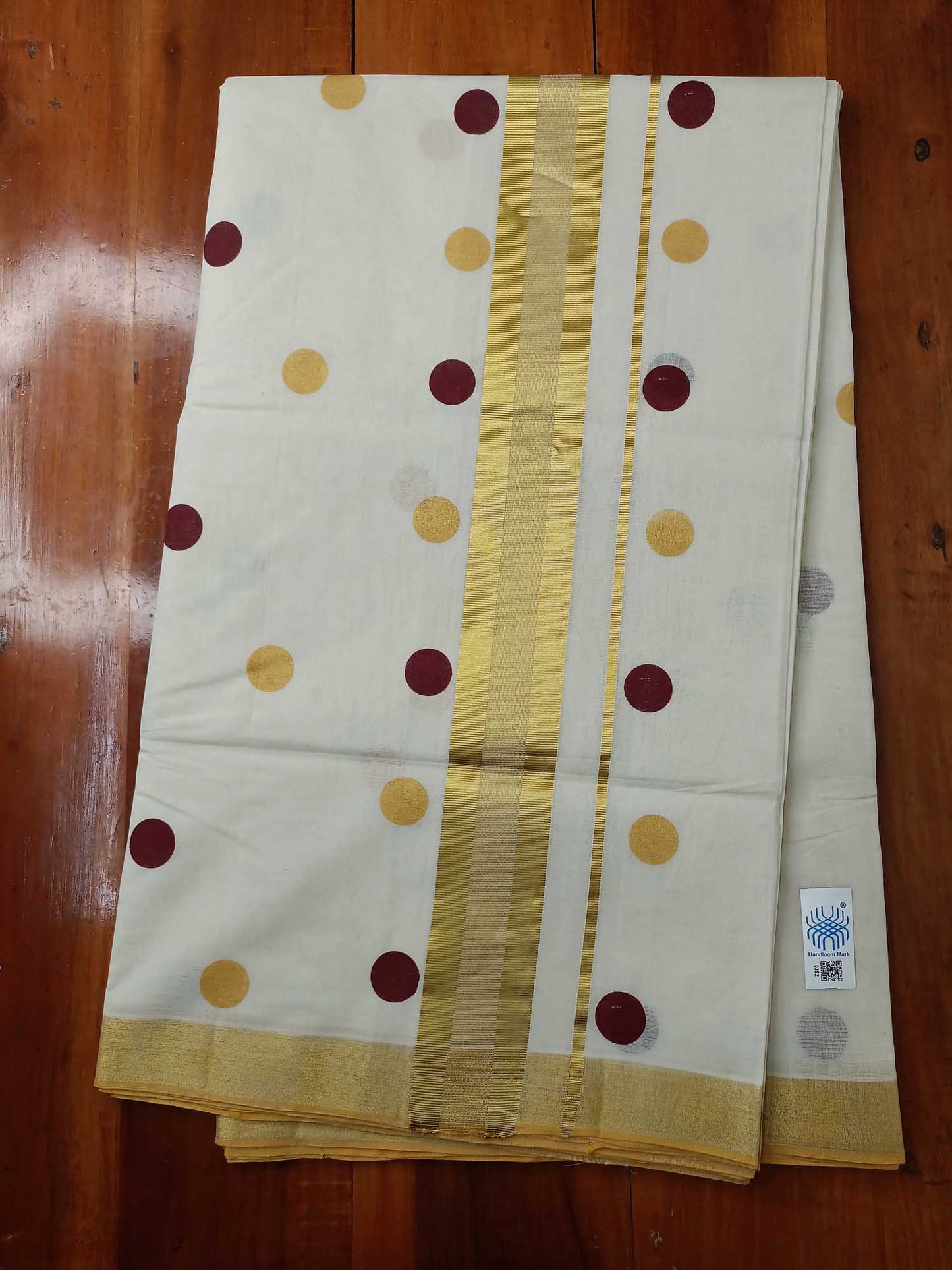 Kerala Kasavu Saree for Women