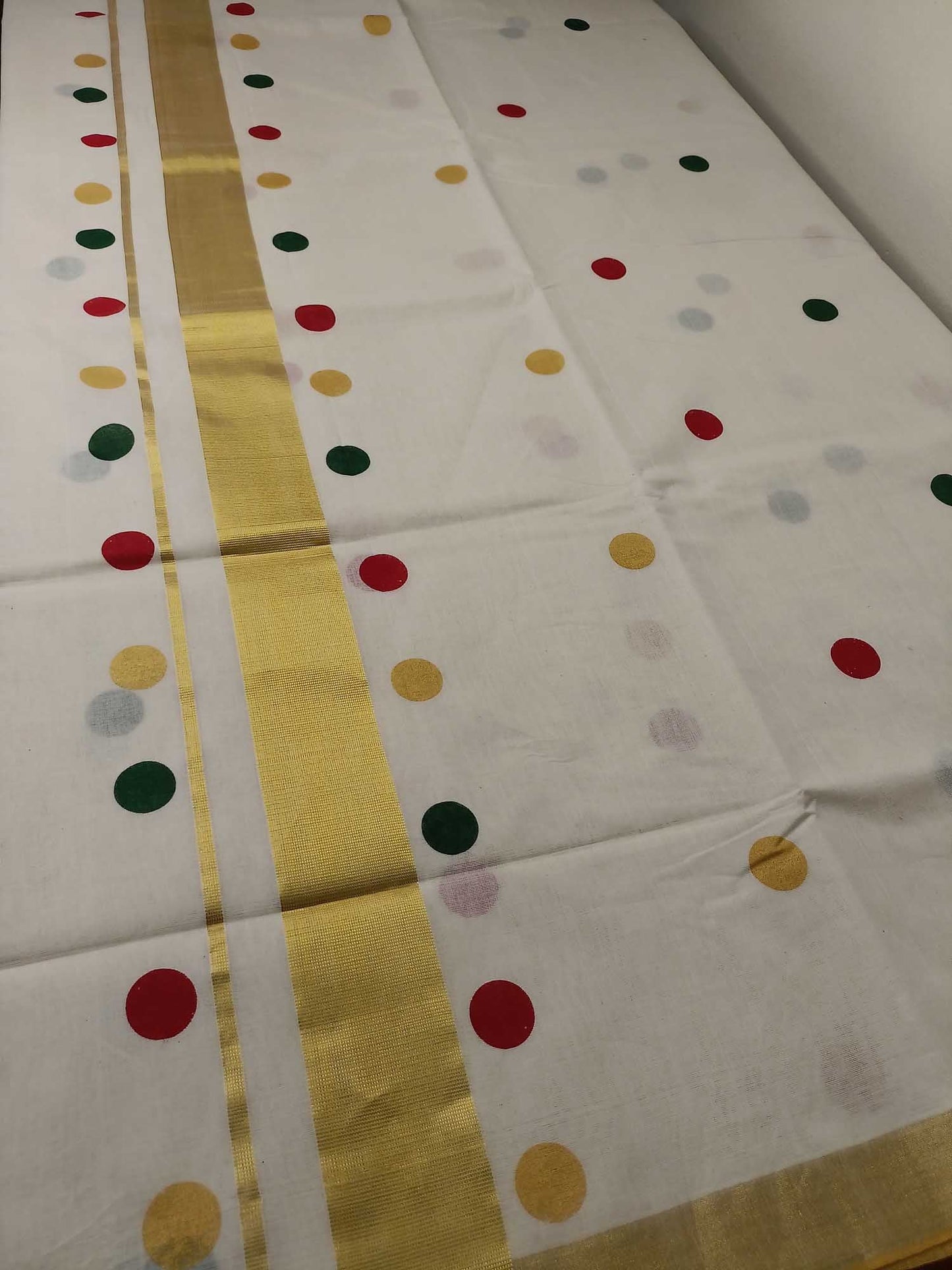 Kerala Kasavu Saree for Women