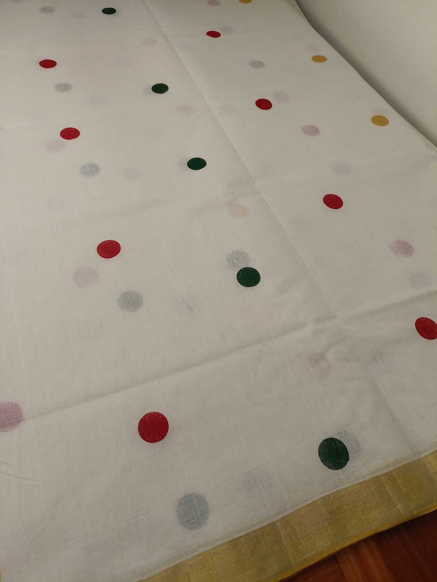 Kerala Kasavu Saree for Women