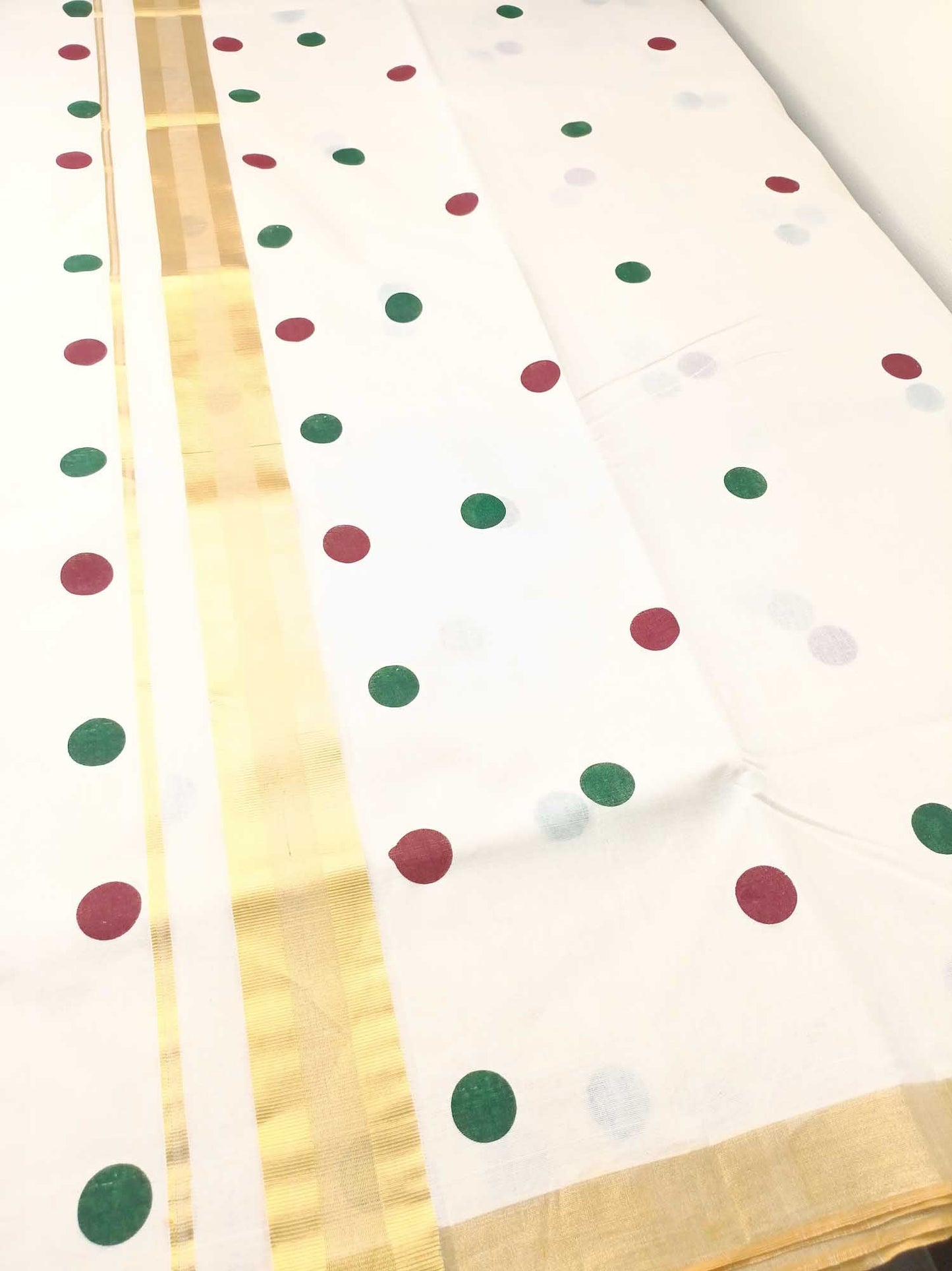 Kerala Kasavu Saree for Women
