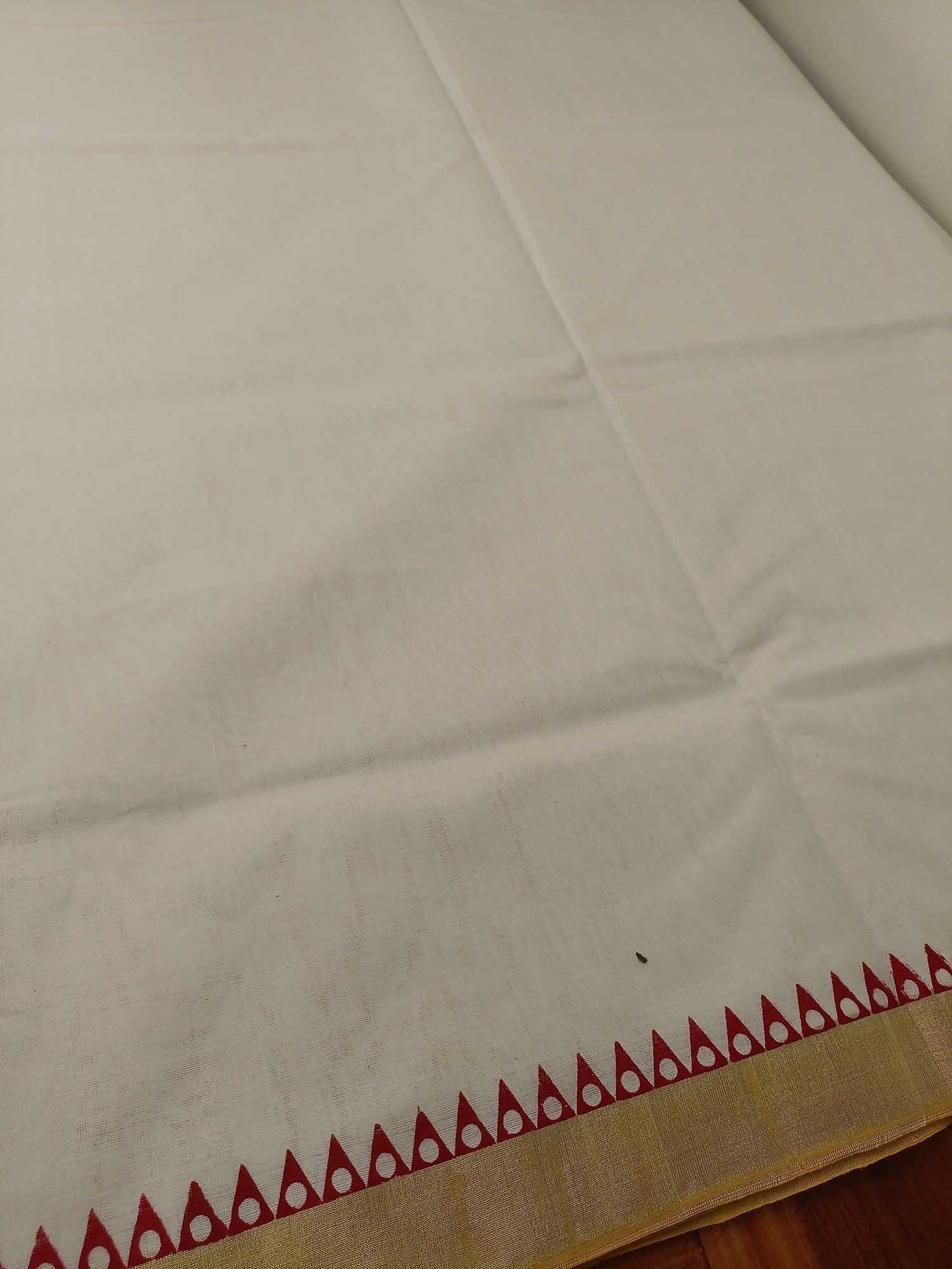 Kerala Kasavu Saree for Women