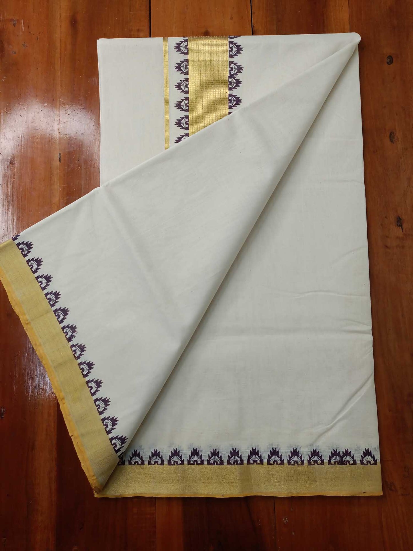 Kerala Kasavu Saree for Women