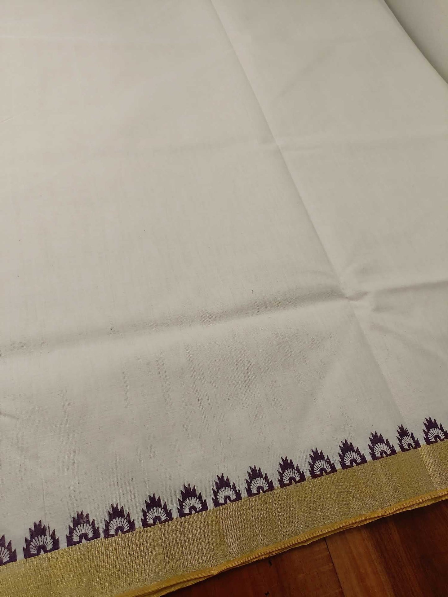 Kerala Kasavu Saree for Women