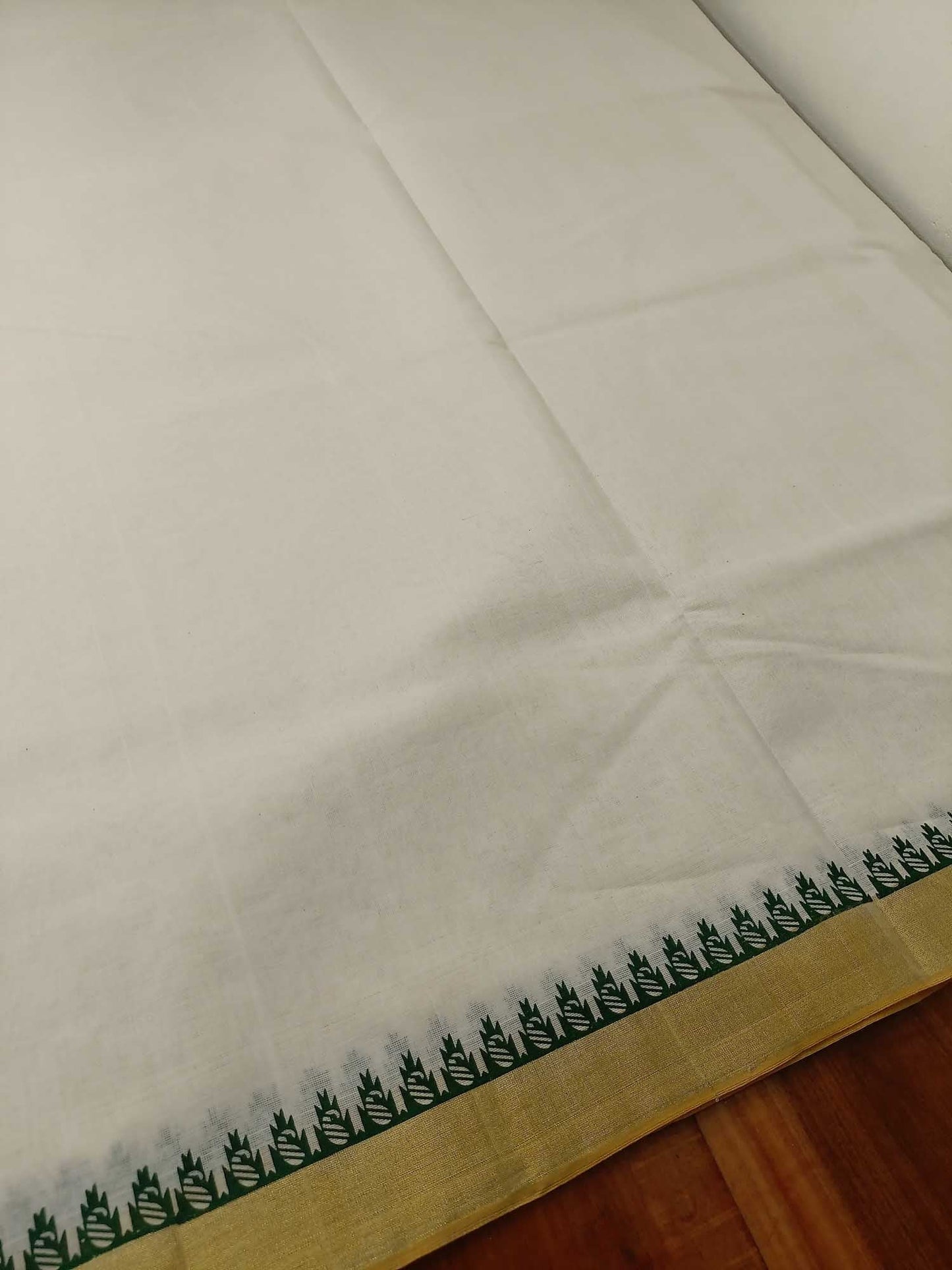 Kerala Kasavu Saree for Women