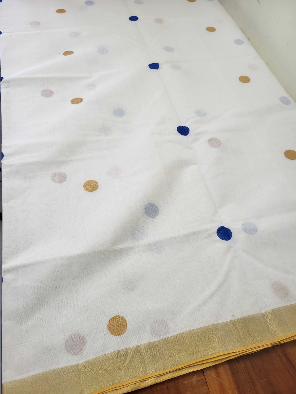 Kerala Kasavu Saree for Women