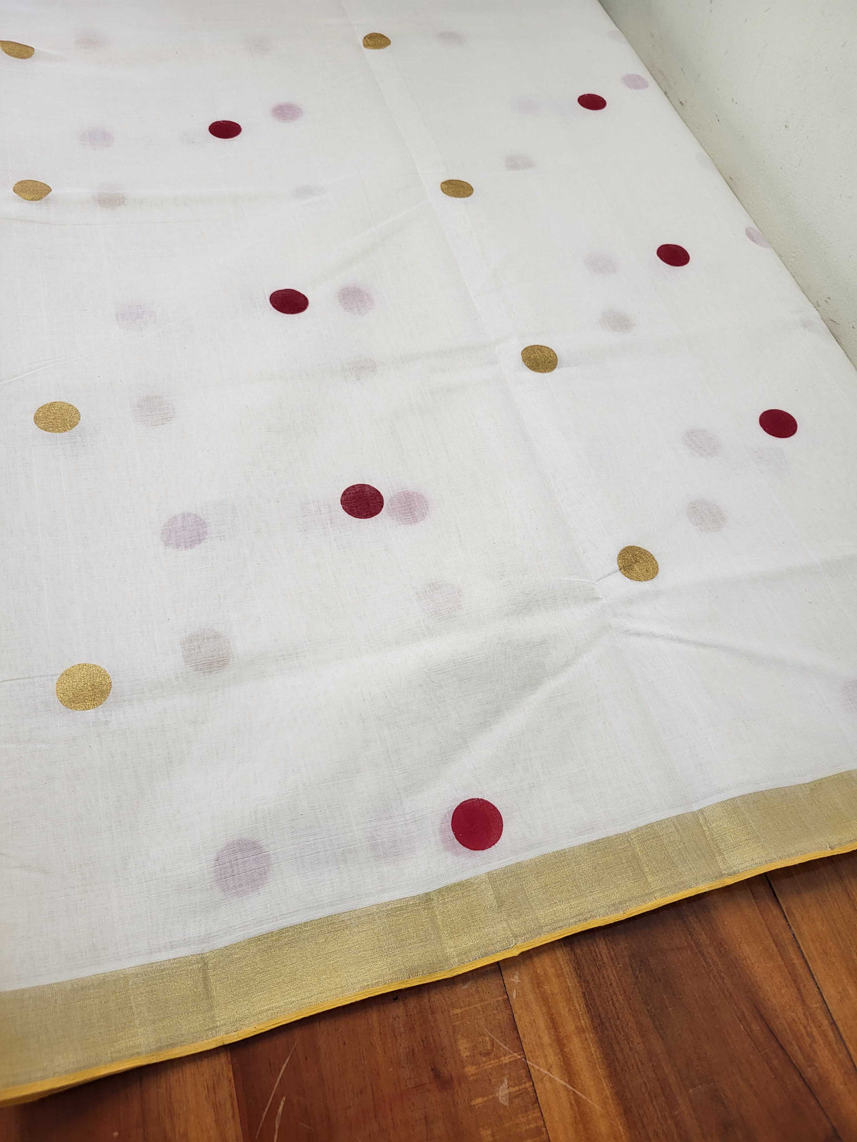 Kerala Kasavu Saree for Women