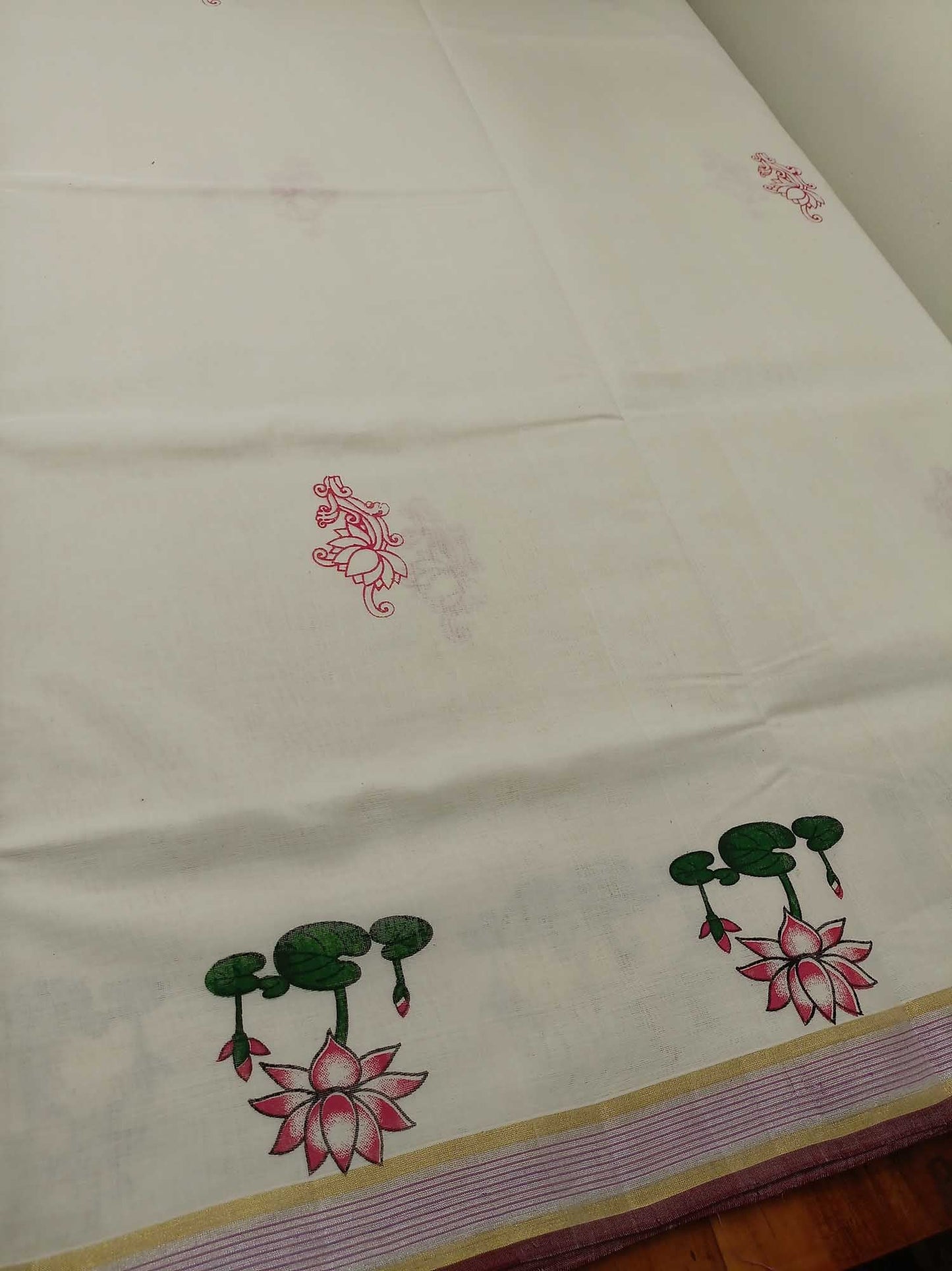Kerala Kasavu Saree for Women