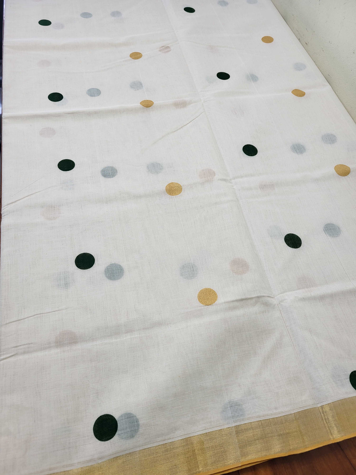 Kerala Kasavu Saree for Women