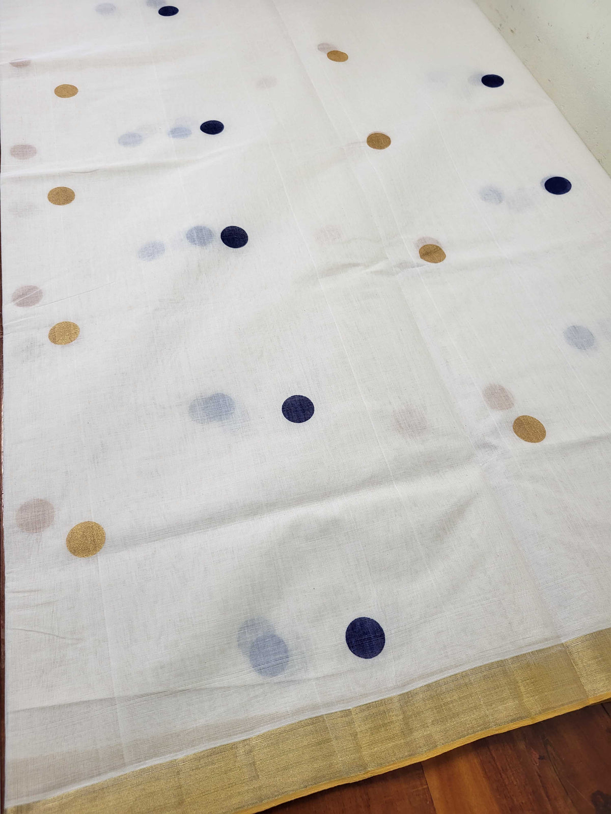Kerala Kasavu Saree for Women
