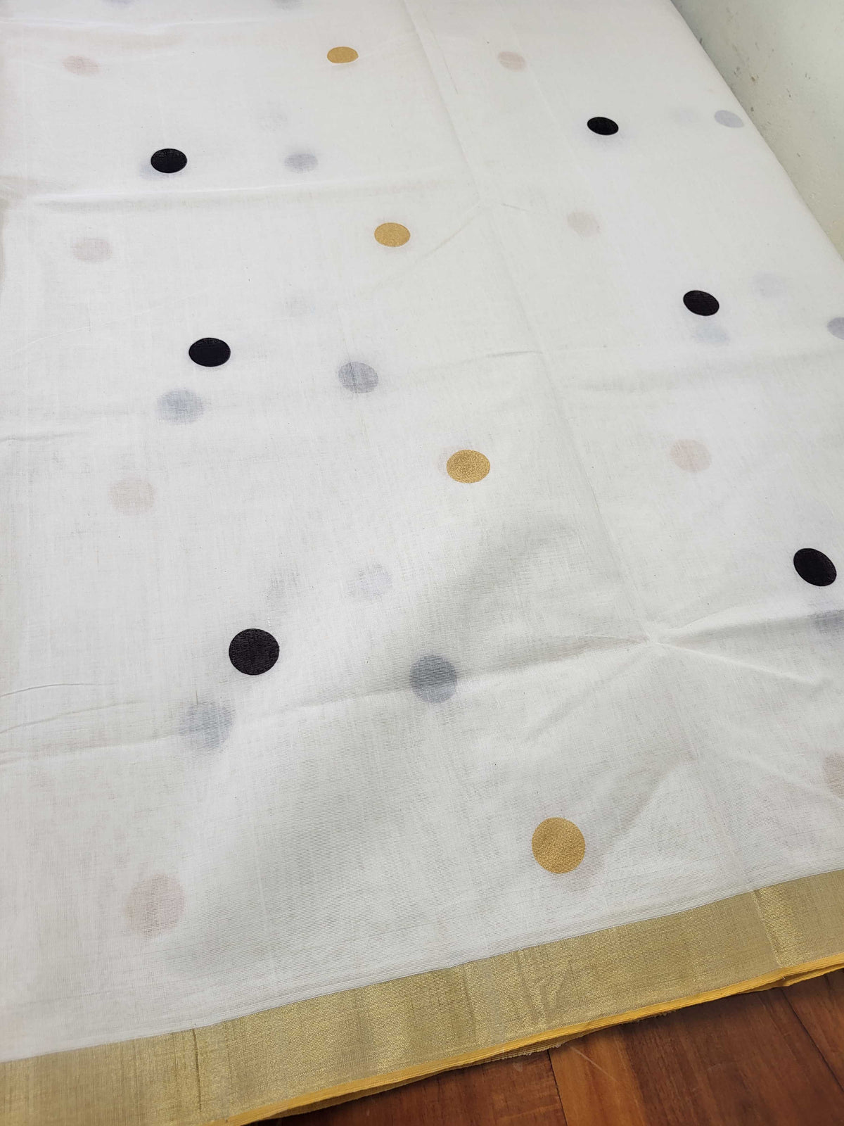 Kerala Kasavu Saree for Women
