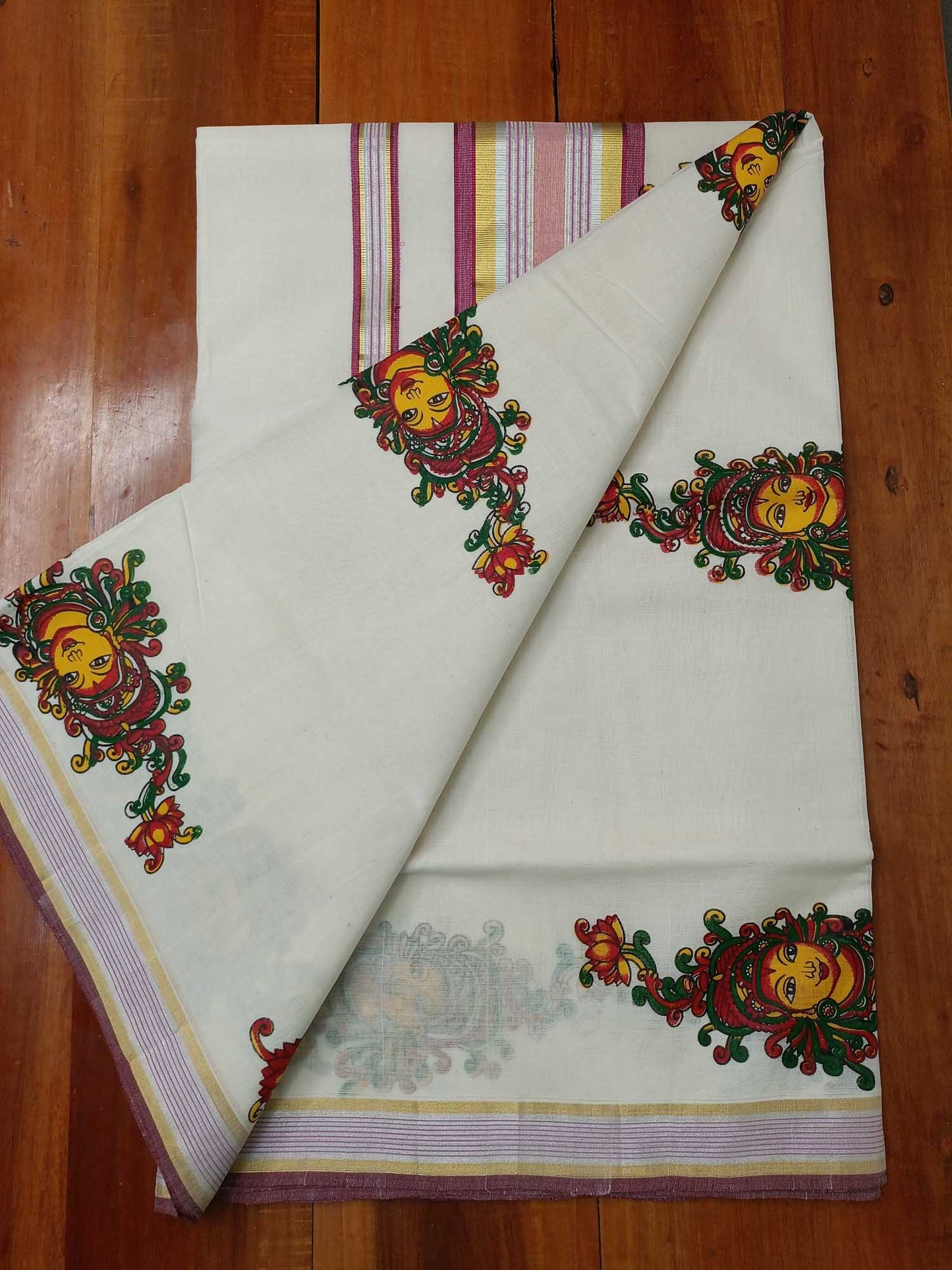 Kerala Kasavu Saree for Women
