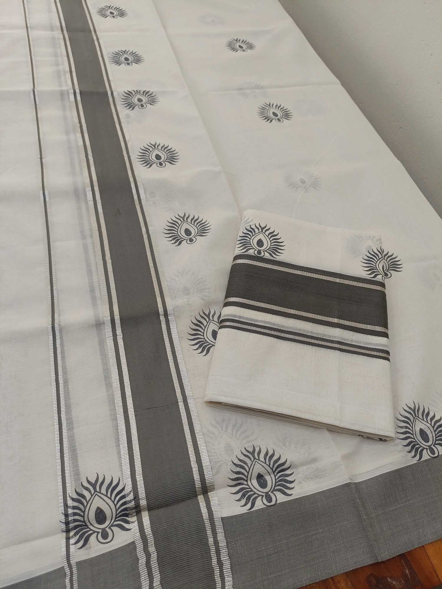 Balaramapuram Printed Set-Mundu for Women