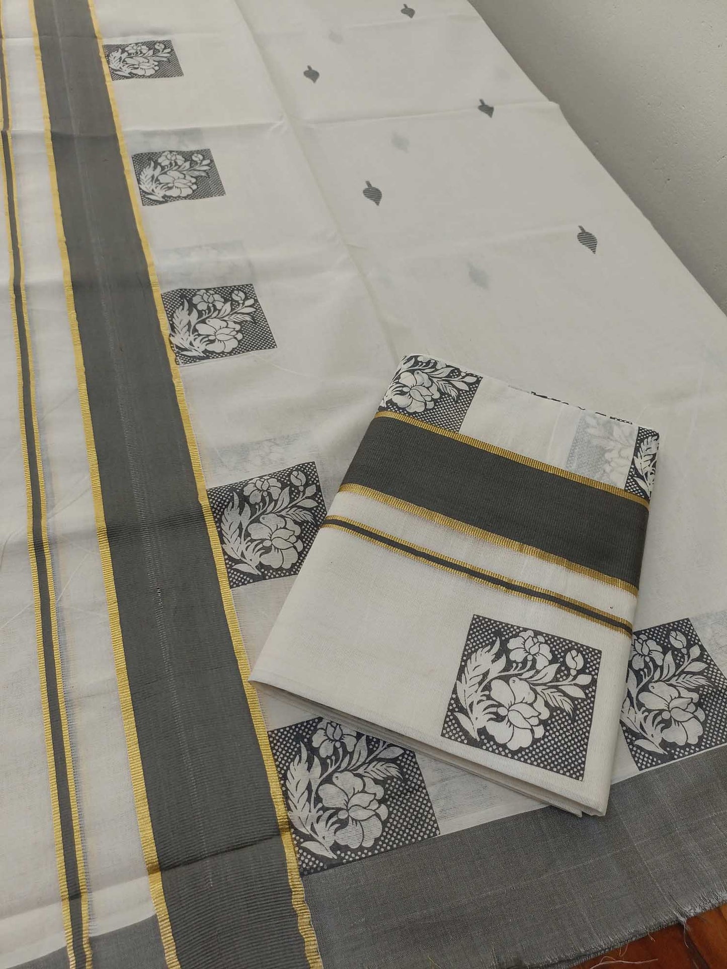 Balaramapuram Printed Set-Mundu for Women