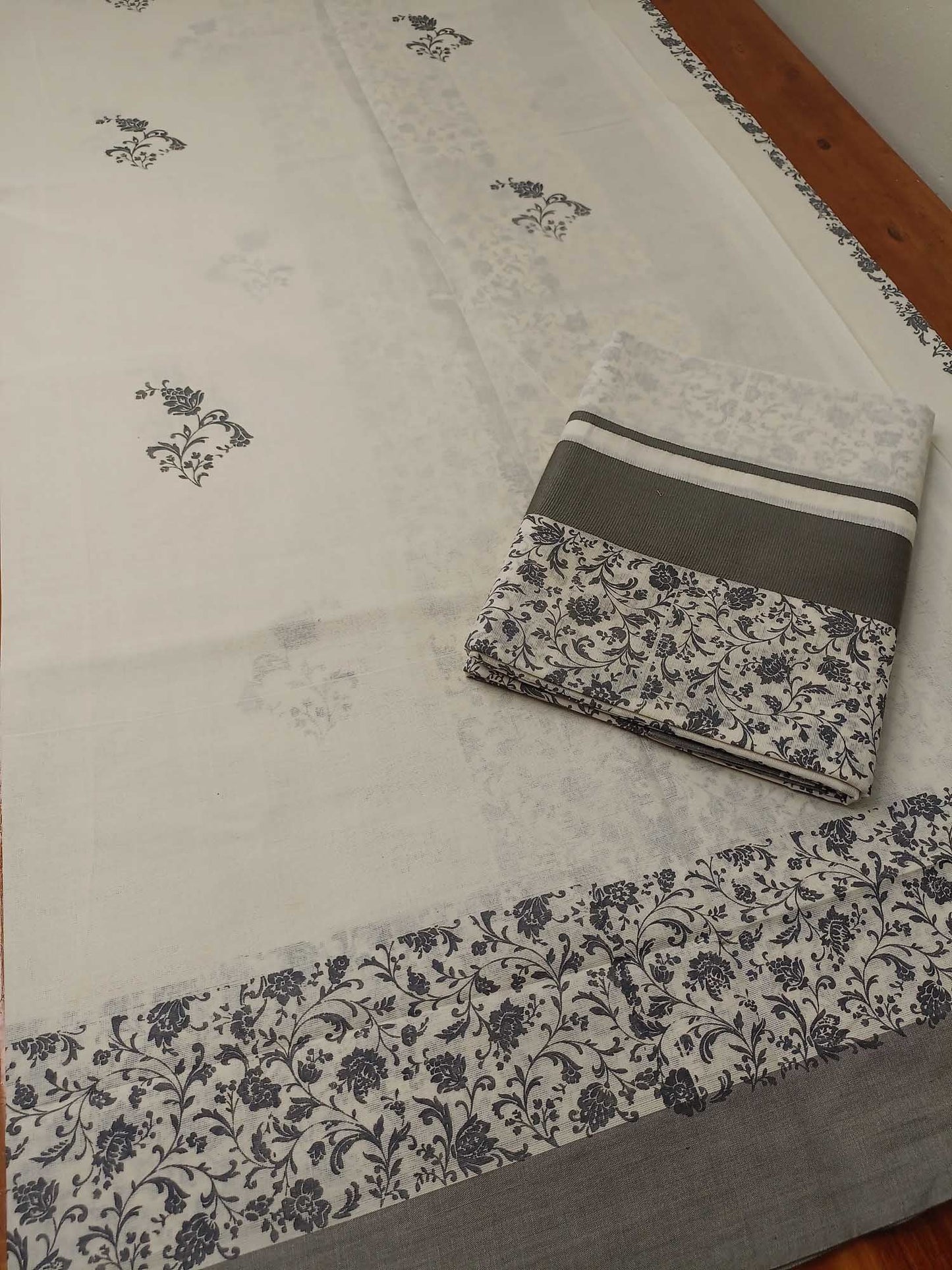 Balaramapuram Printed Set-Mundu for Women