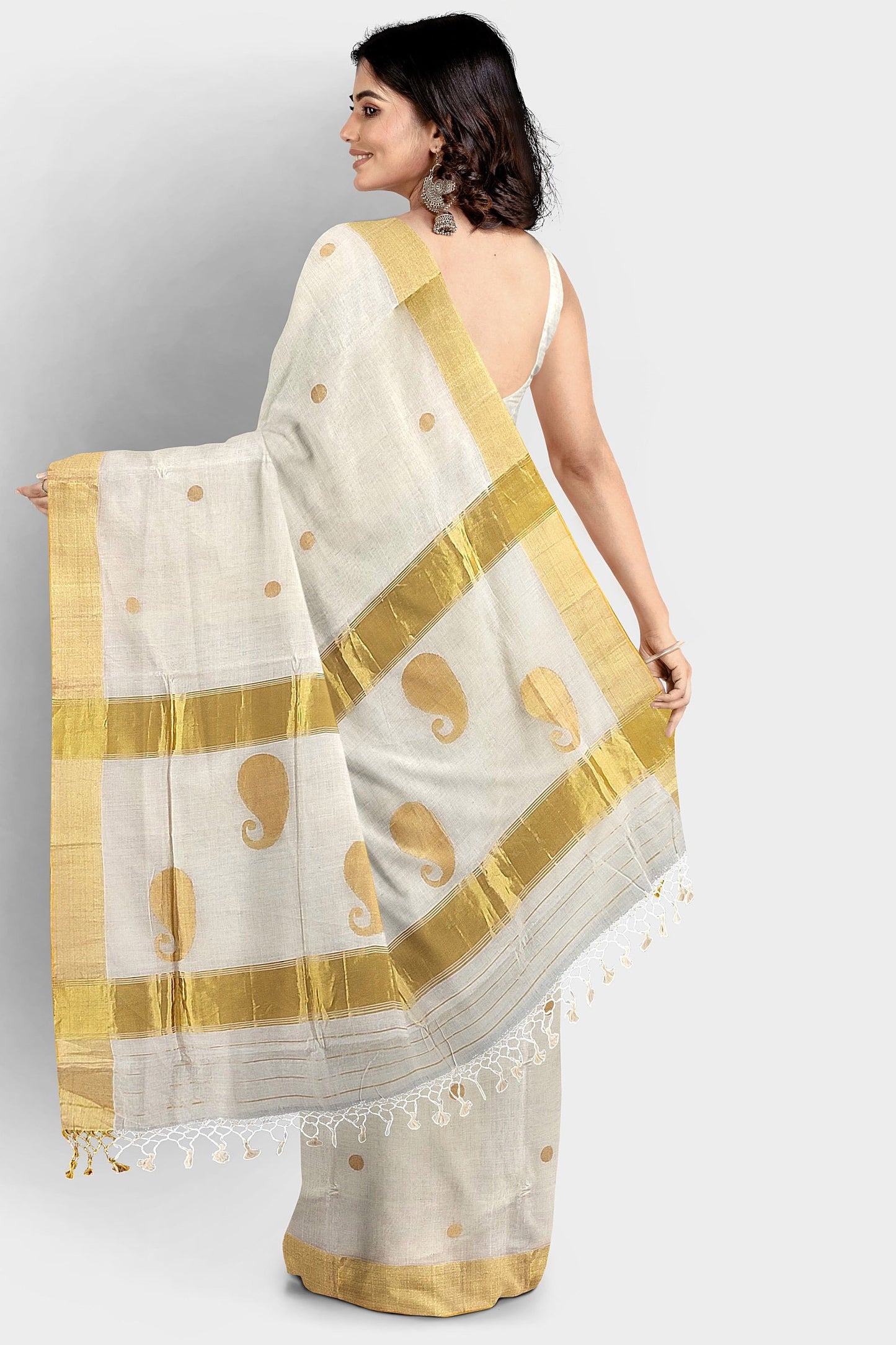 Kerala Handloom Kasavu Saree with Golden Leaf Motif