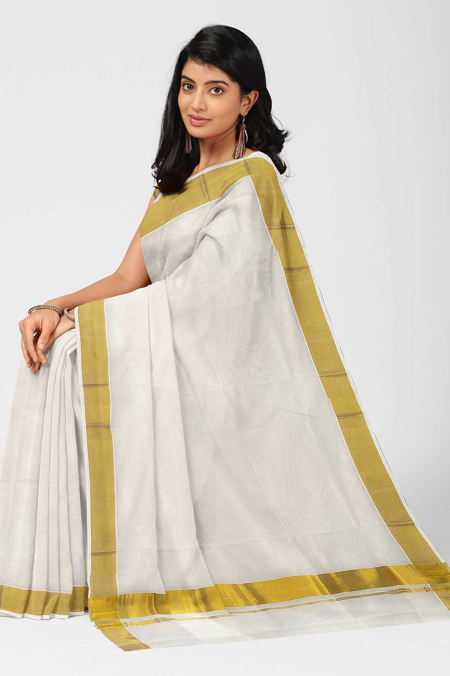Kuthampully Handloom Kasavu Saree
