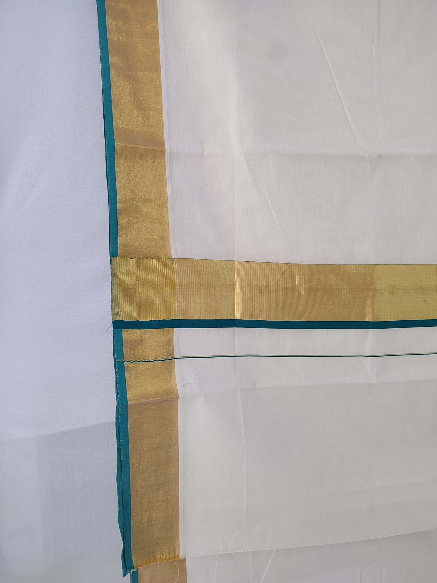 Kerala Kasavu Saree for Women