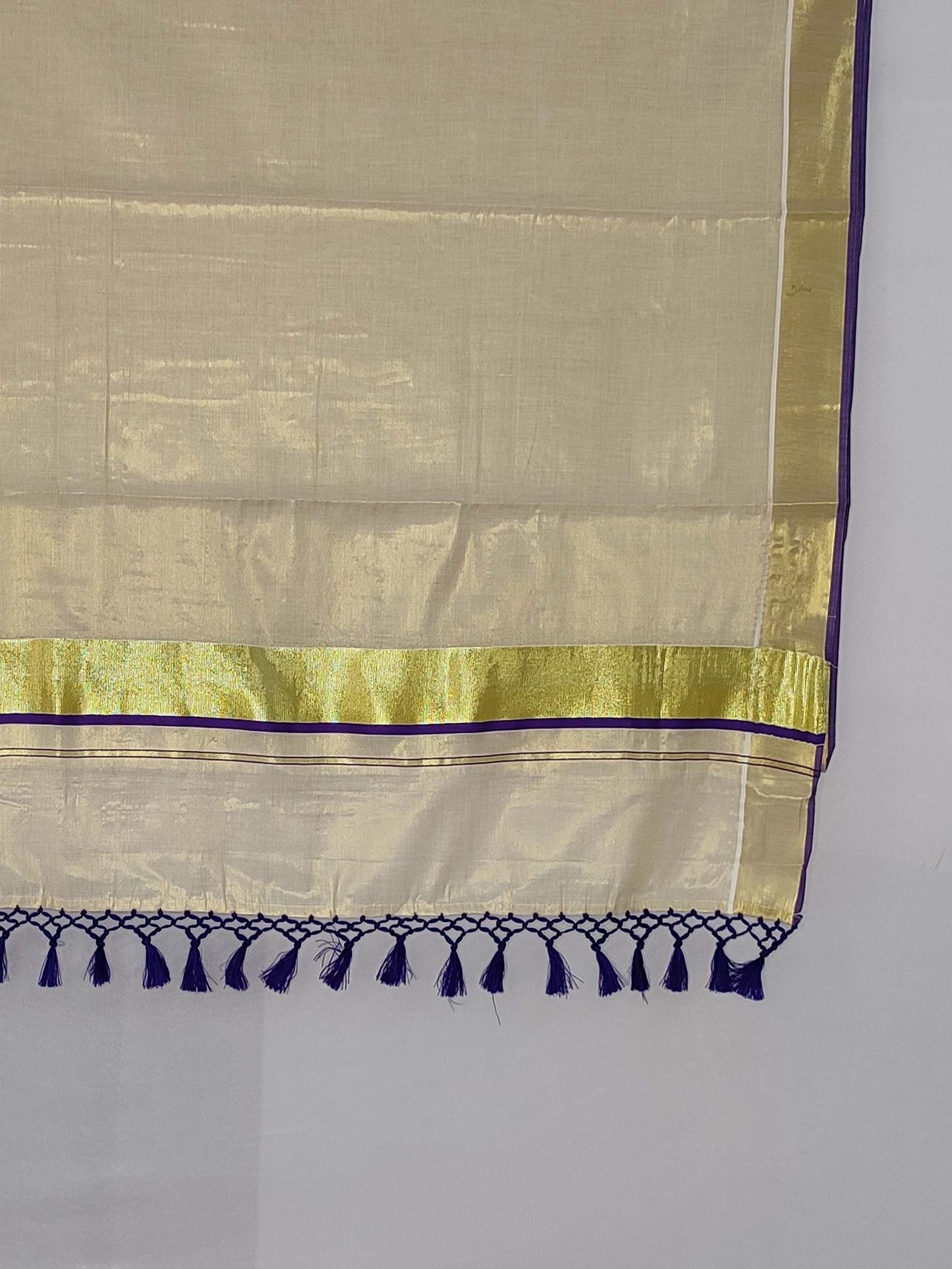 Kerala Tissue Saree for Women