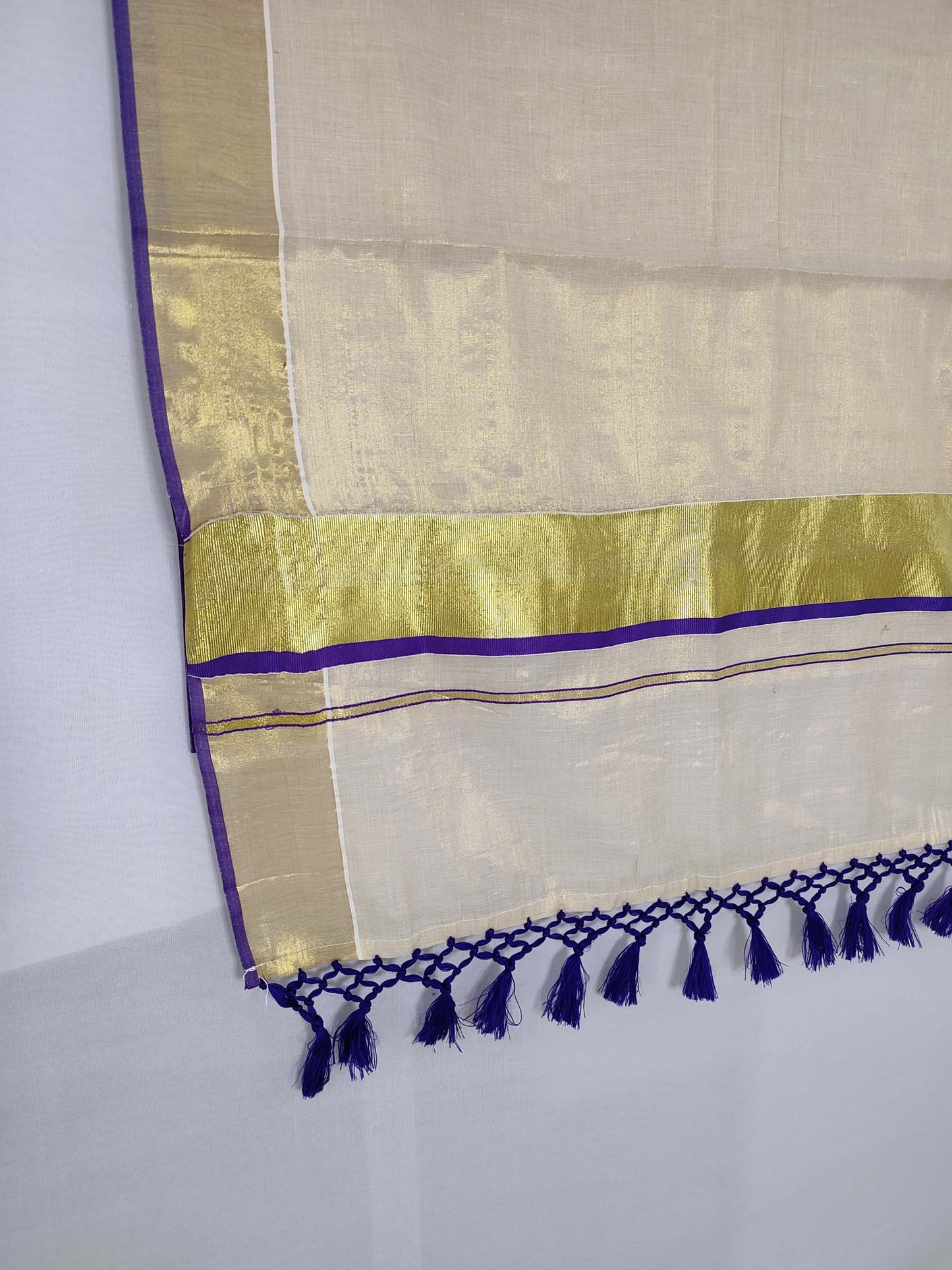 Kerala Tissue Saree for Women