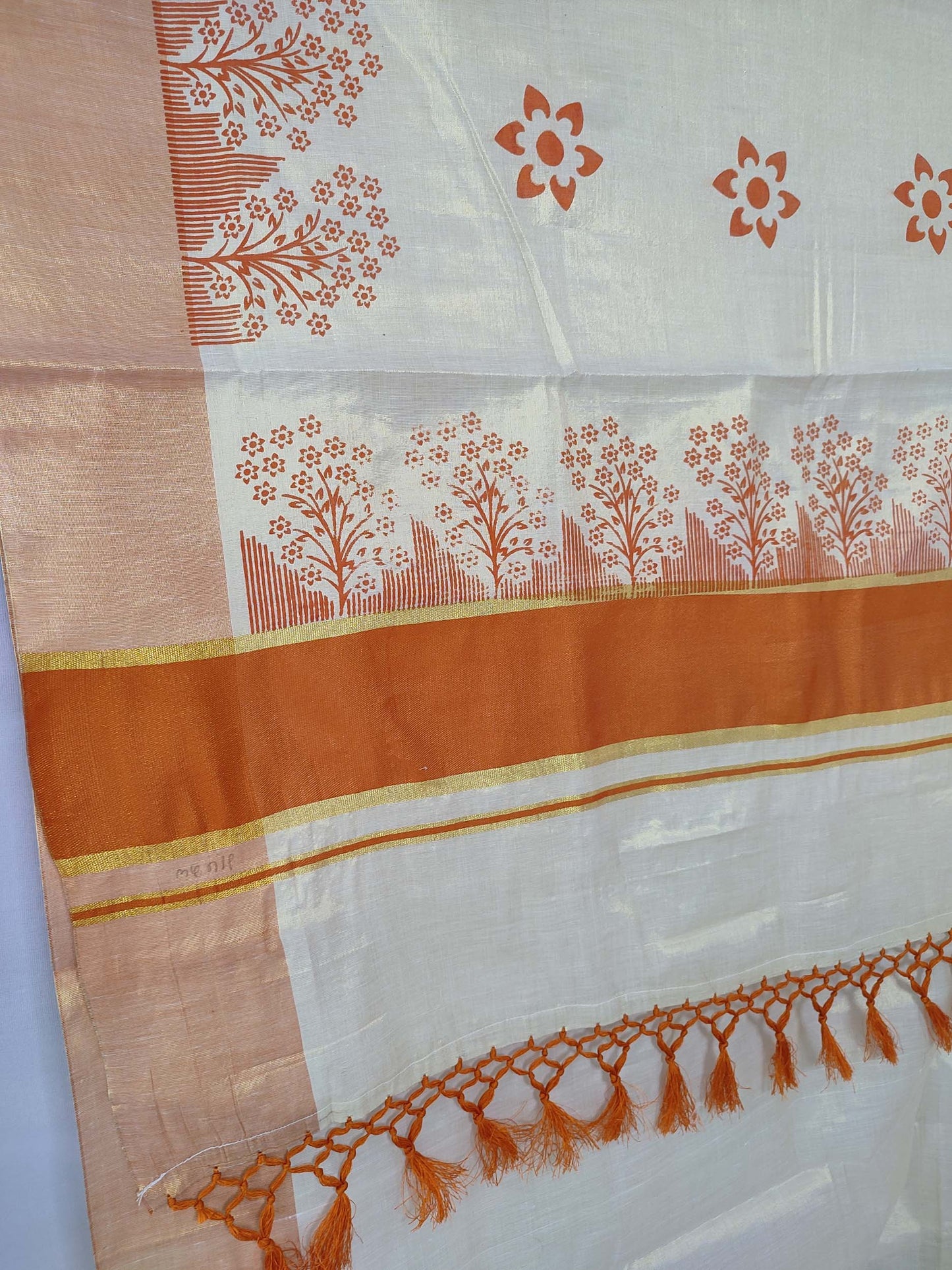 Kerala Tissue Saree for Women