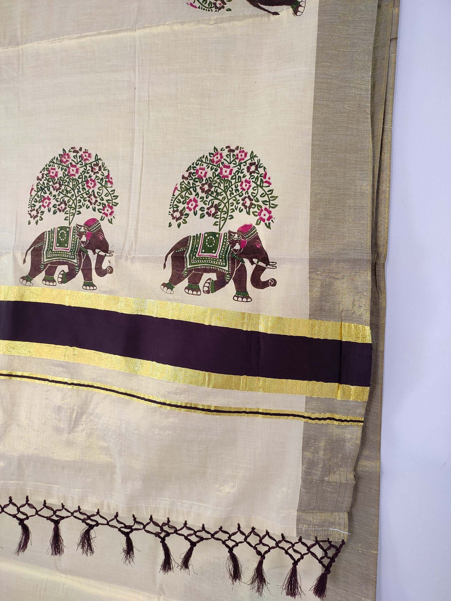 Kerala Tissue Saree for Women