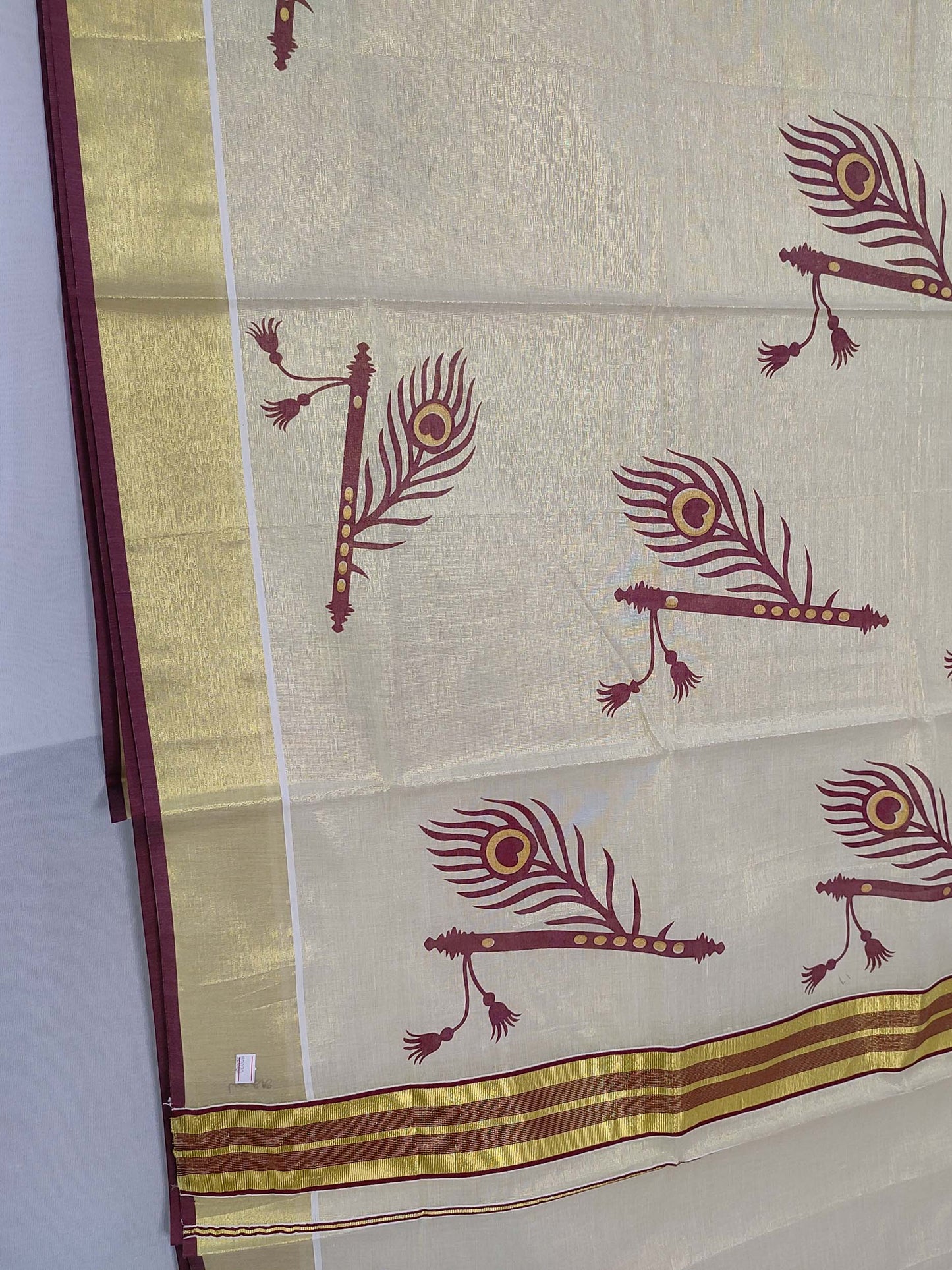 Kerala Tissue Saree for Women