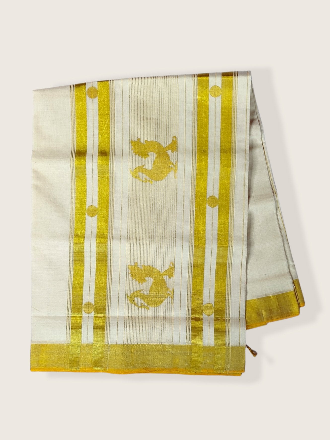 Kerala Kasavu Saree Premium Balaramapuram Handloom with Handwoven Lotus Motiff