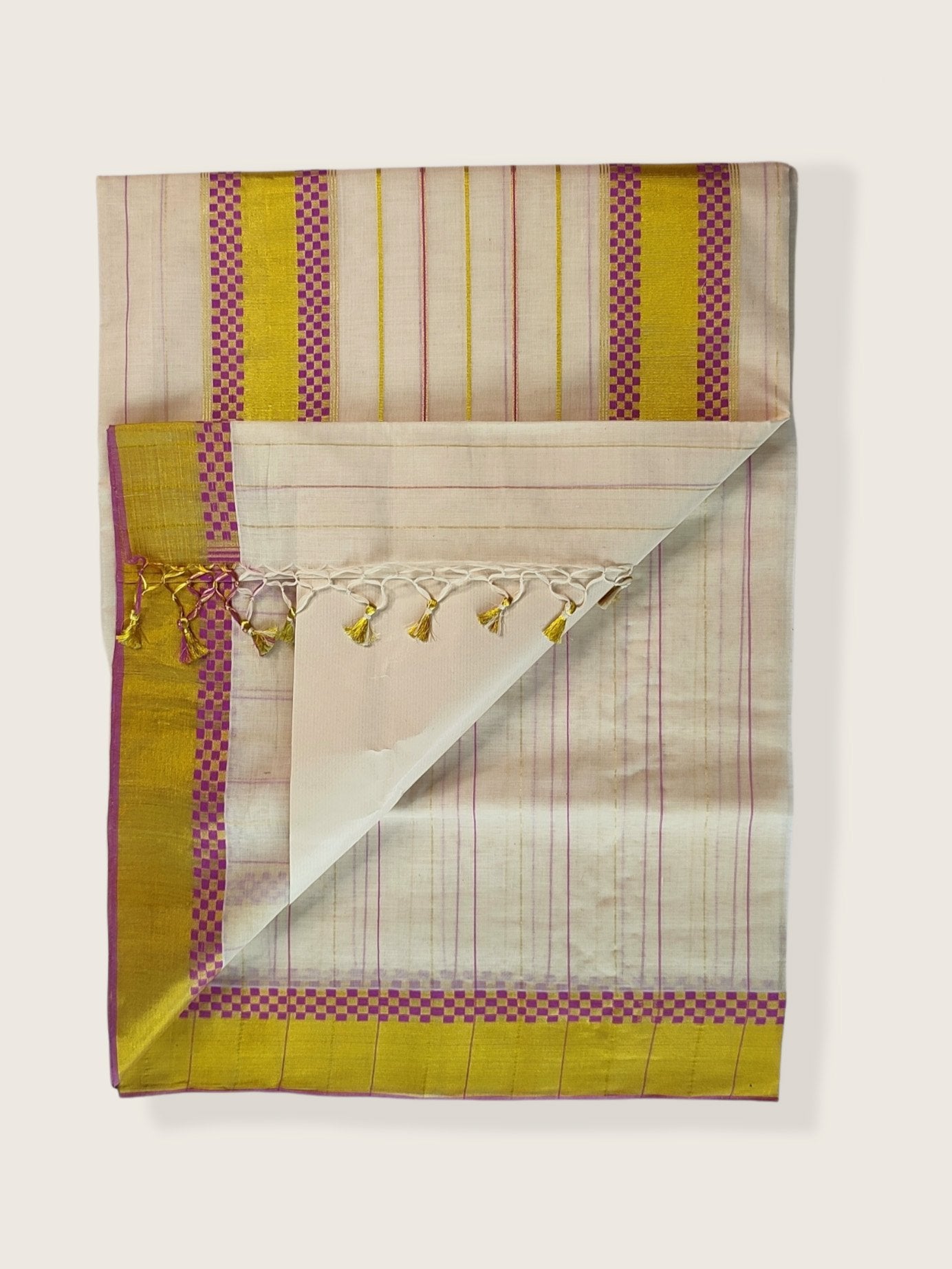 Kerala Kasavu Saree Premium Balaramapuram Handloom with Rose Check Desgin with Line Body