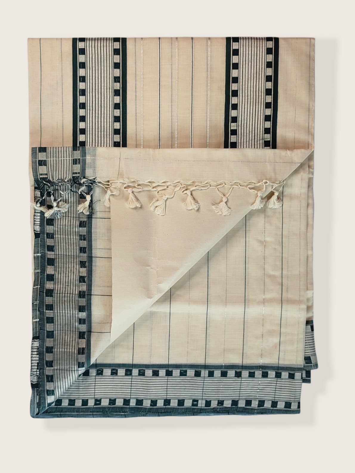 Kerala Kasavu Saree Premium Balaramapuram Handloom with Dark Green Check Desgin with Line Body