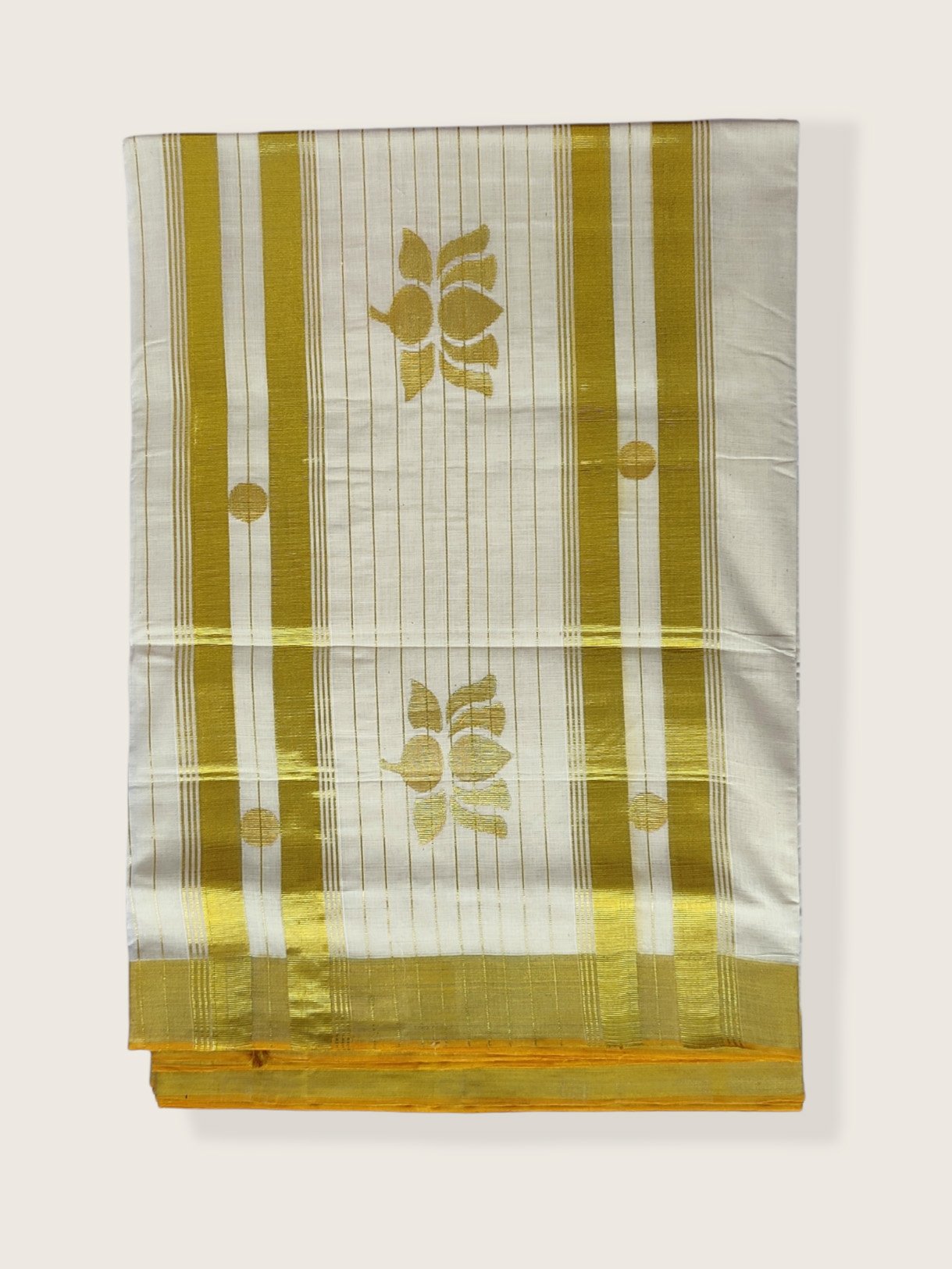 Kerala Kasavu Saree Premium Balaramapuram Handloom with Handwoven Lotus Motiff