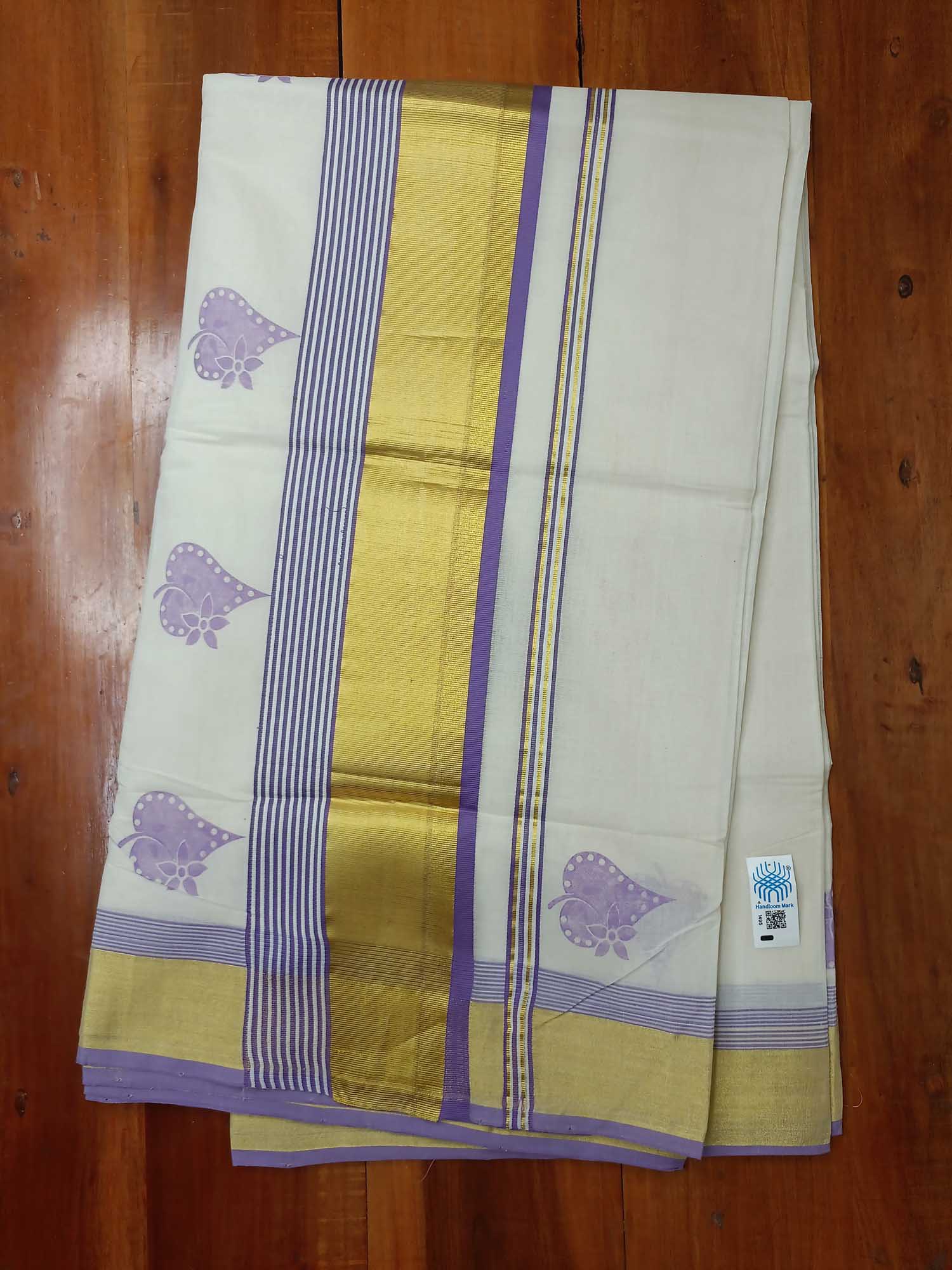 Kerala Kasavu Saree for Women