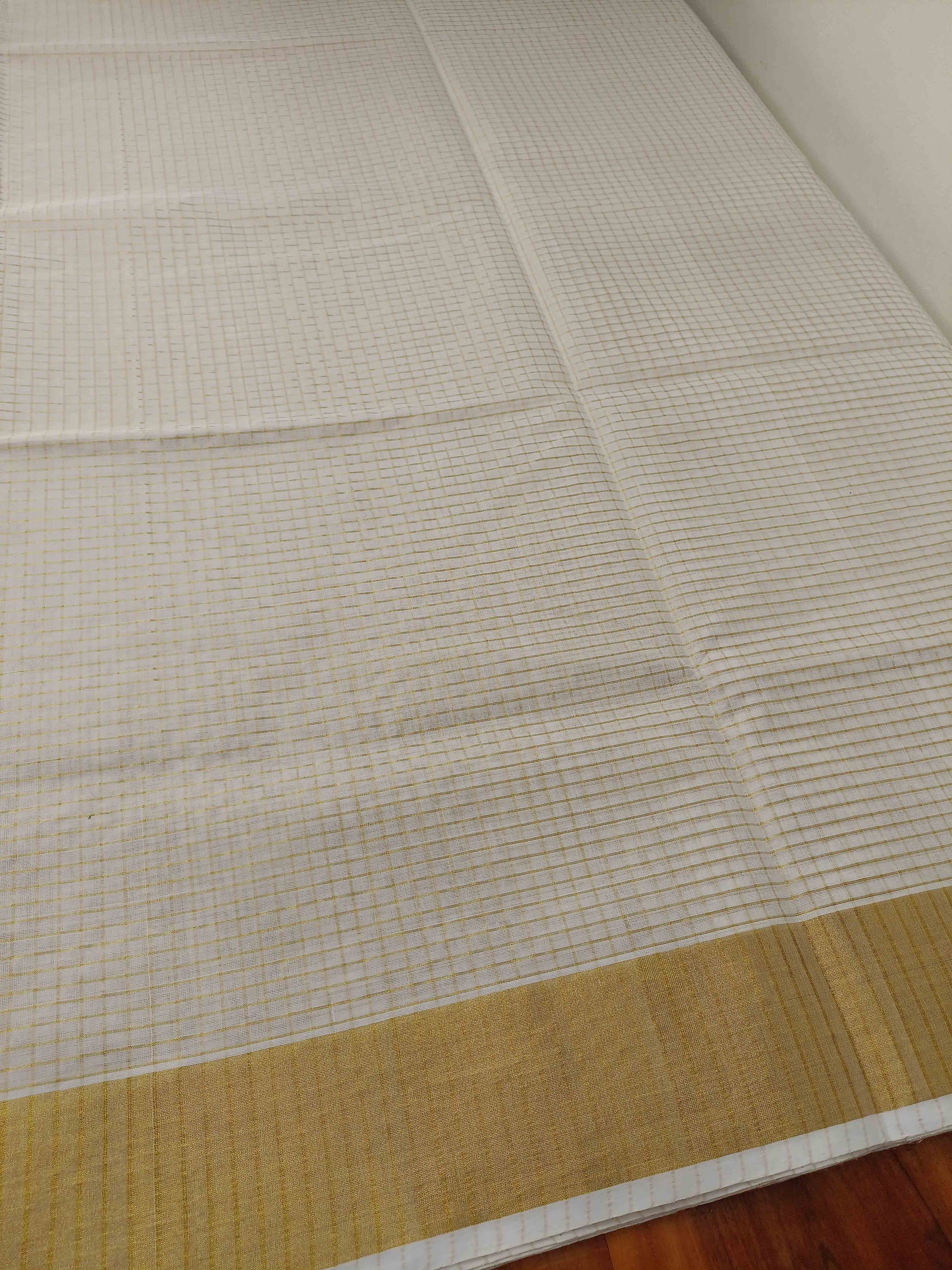Kuthampully Handloom Kasavu Saree