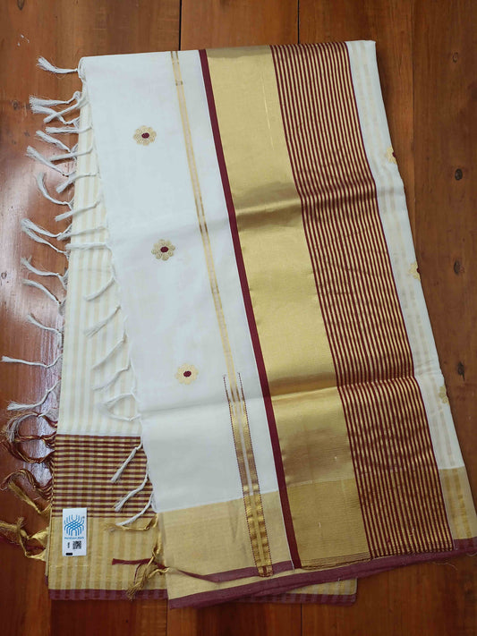 Kuthampully Handloom Kasavu Saree