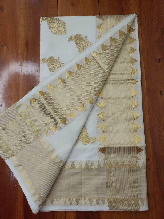 Kuthampully Handloom Kasavu Saree