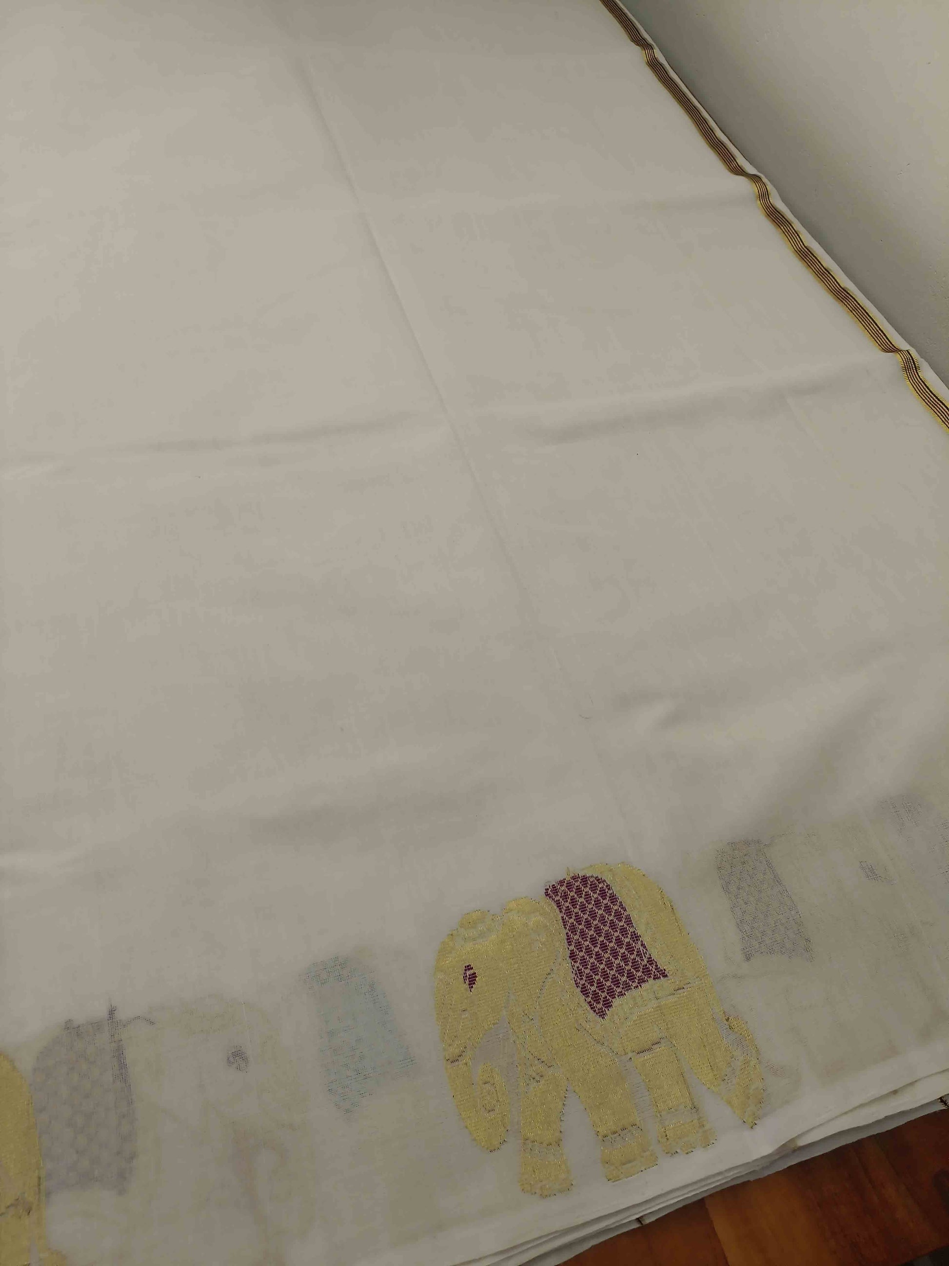 Kuthampully Handloom Kasavu Saree