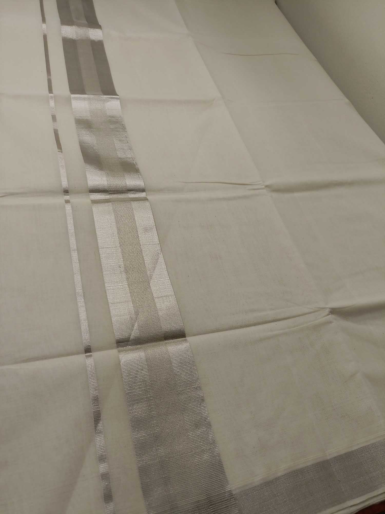 Kerala Kasavu Saree for Women